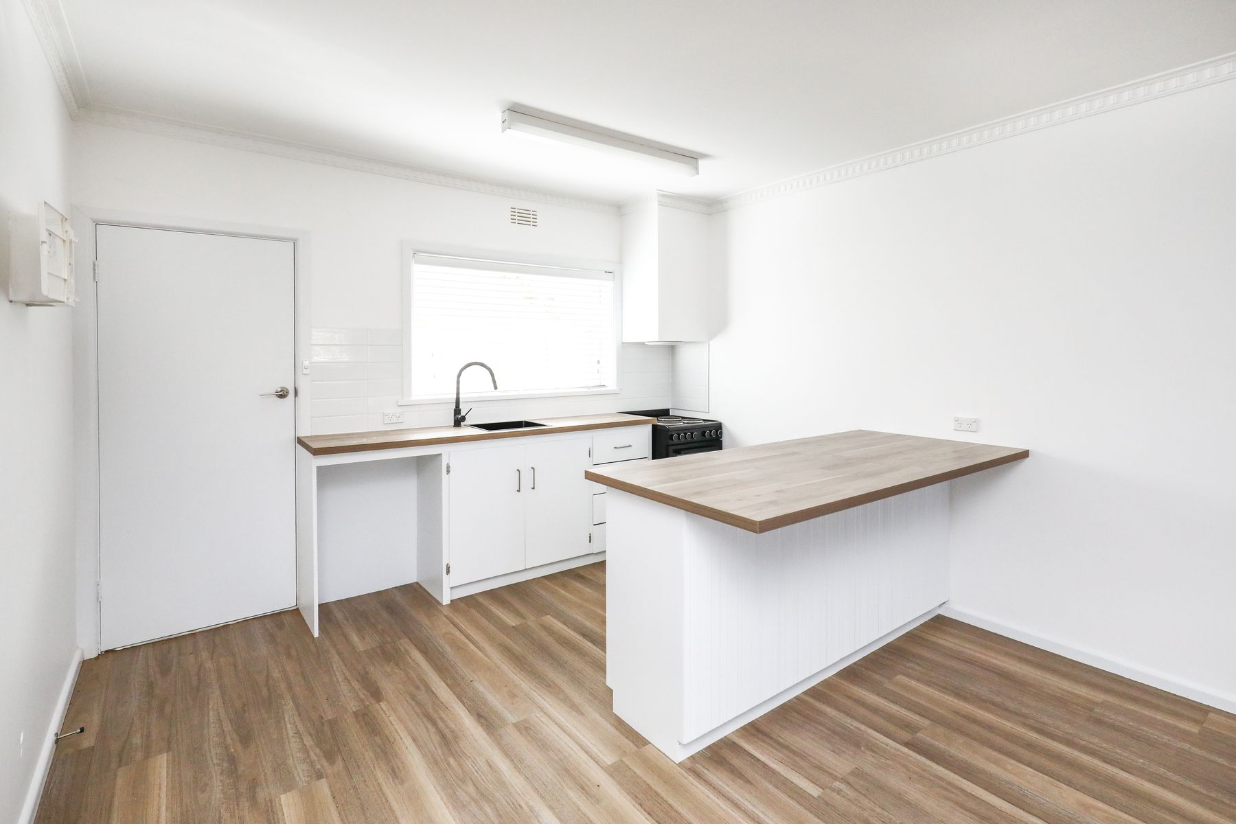 1/105 Commercial Street, Merbein VIC 3505, Merbein - Thumbnail 2