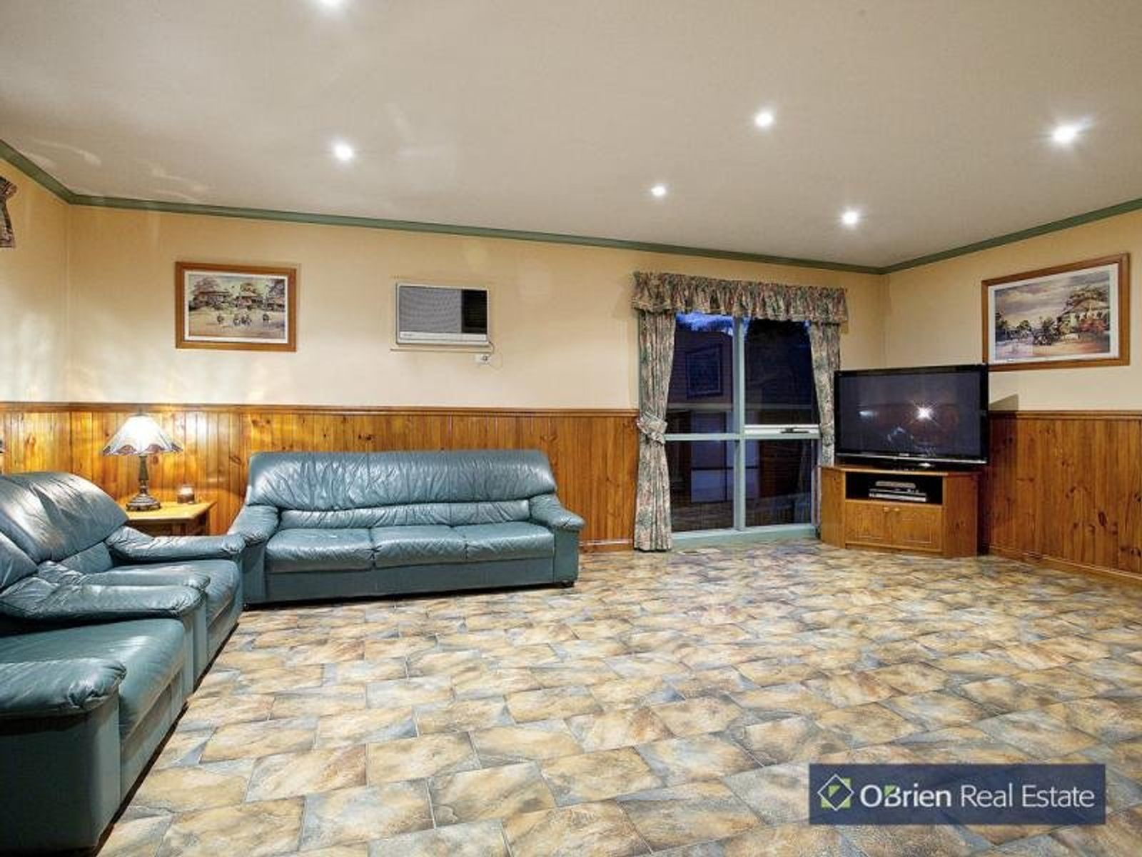17 Cunningham Drive, Endeavour Hills, VIC 3802, Endeavour Hills - Thumbnail 5
