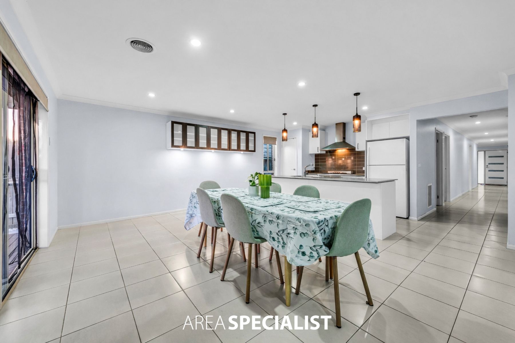 46 Brocker Street, Clyde North, Clyde North - Thumbnail 8