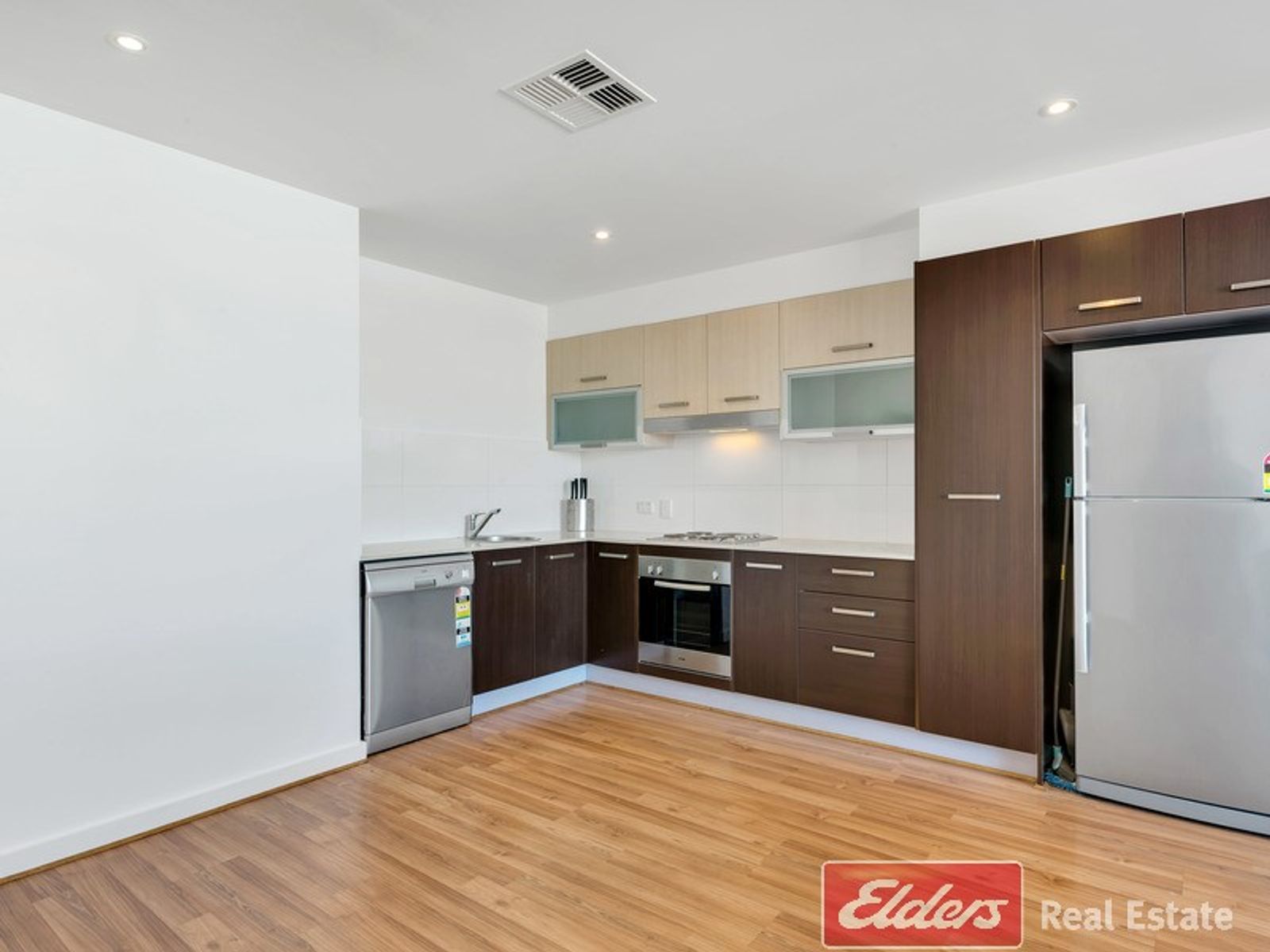 203/1, Mawson Lakes - Thumbnail 2