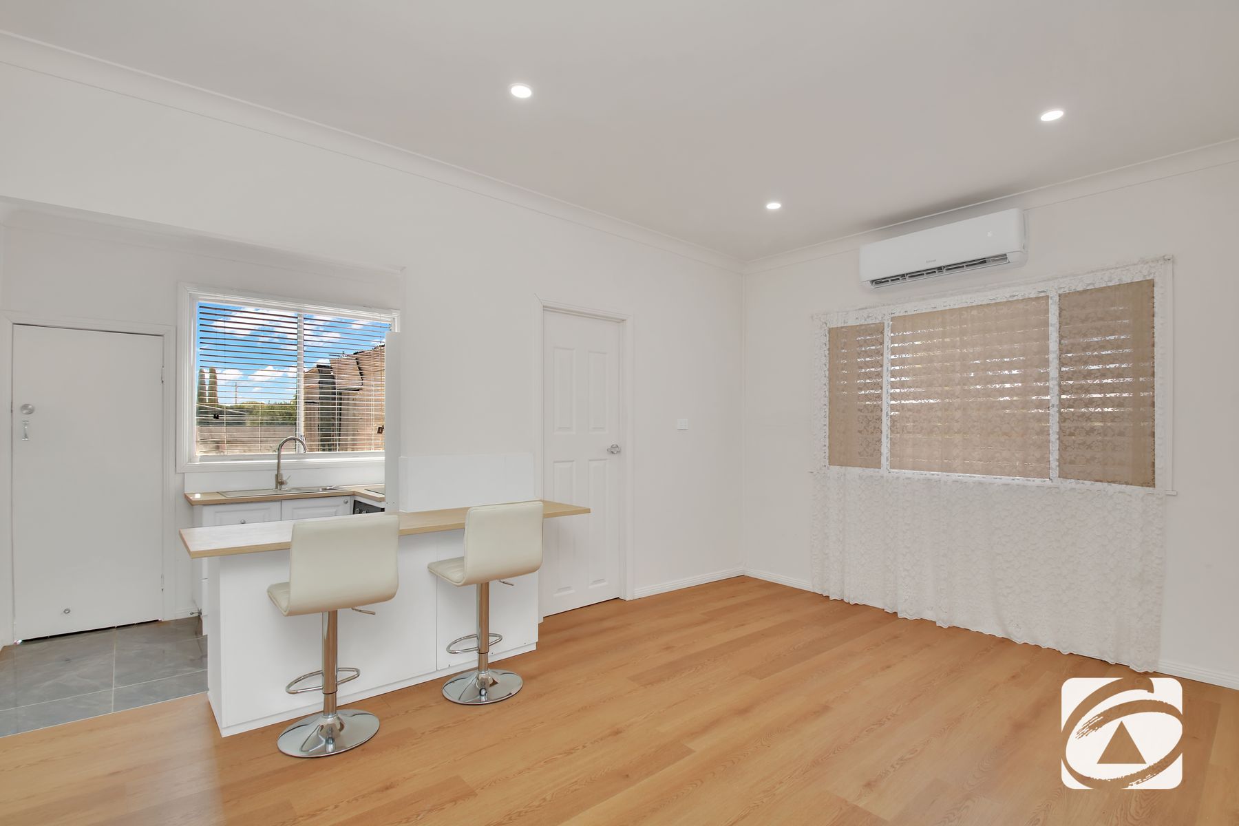16 Bonanza Street, Broken Hill NSW 2880, Broken Hill - Thumbnail 2