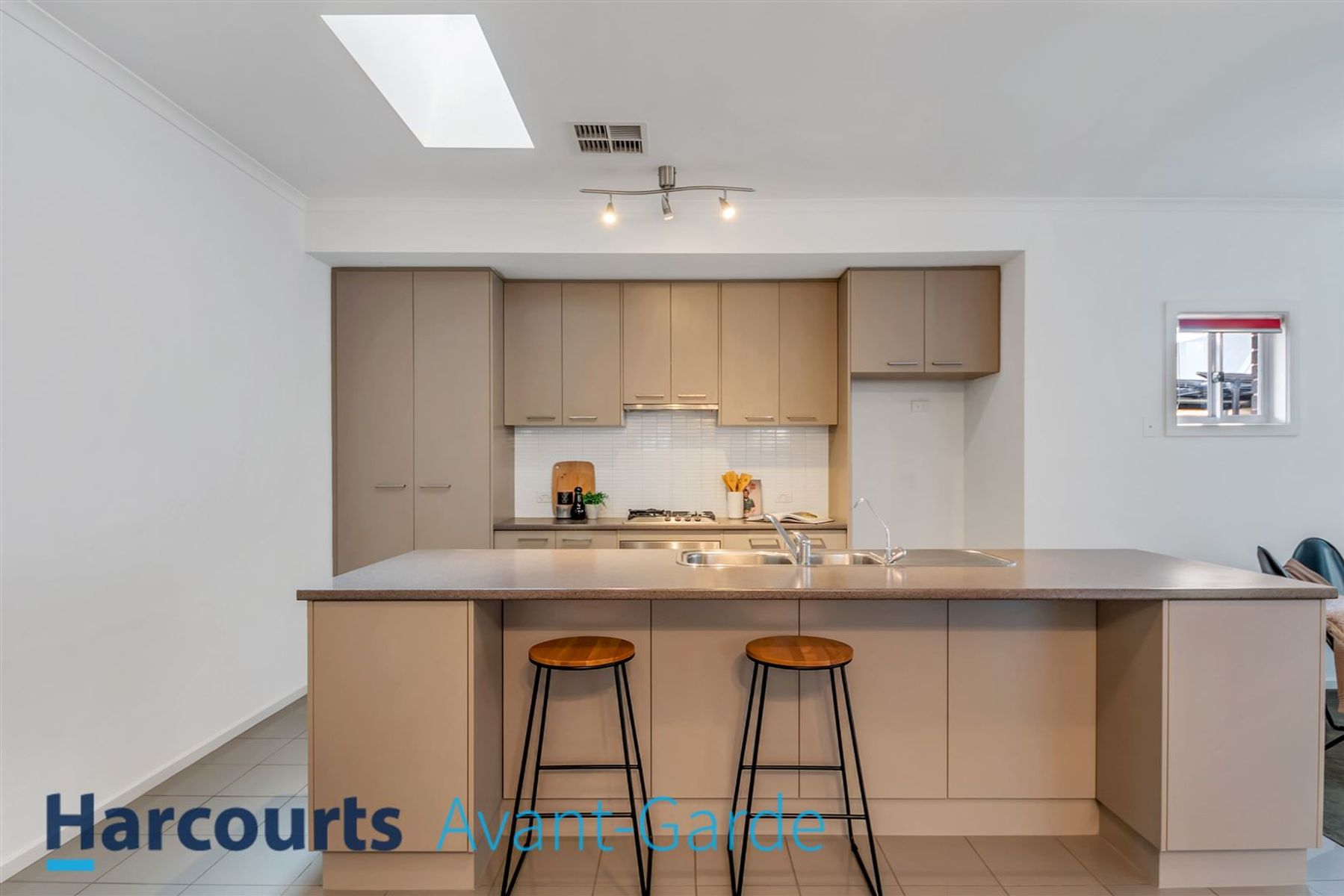 10 Pier Lane, Mawson Lakes, SA 5095, Mawson Lakes - Thumbnail 3