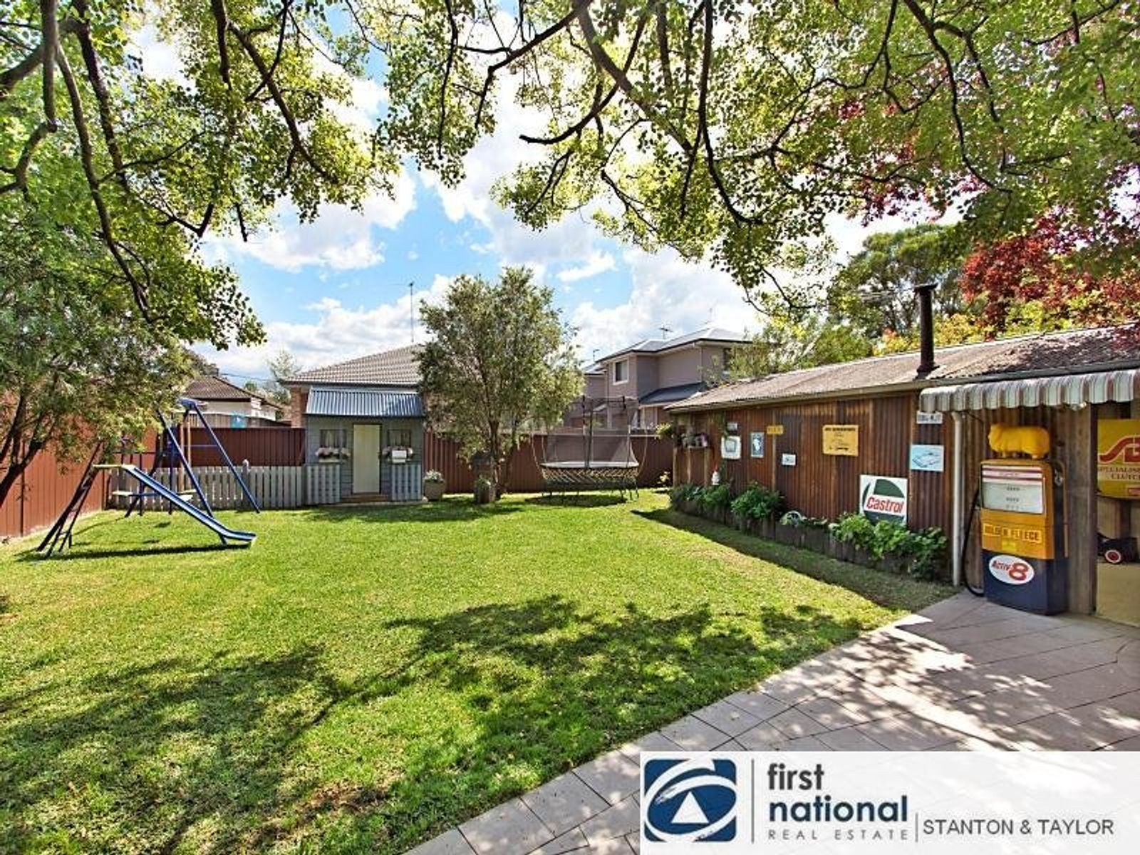 9 PENROSE Crescent, South Penrith - Thumbnail 4