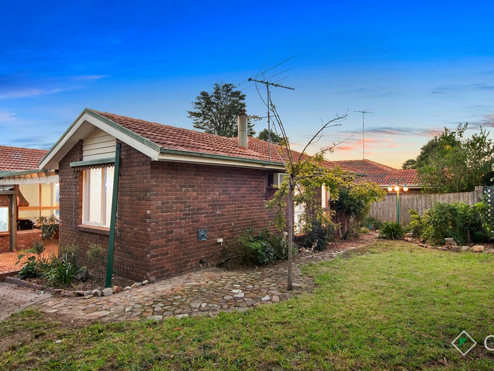 8 Manley Close, Endeavour Hills, VIC 3802, Endeavour Hills - Thumbnail 7
