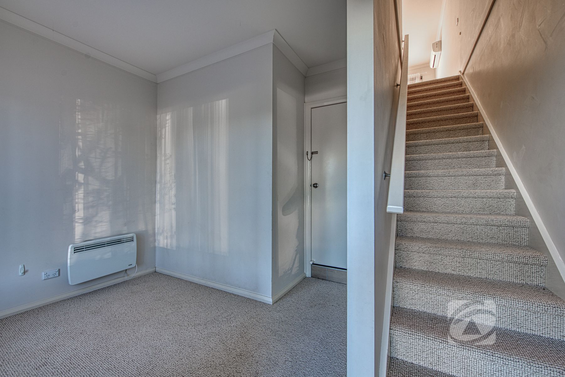 8 Annecy Lane, Pakenham VIC 3810, Pakenham - Thumbnail 3