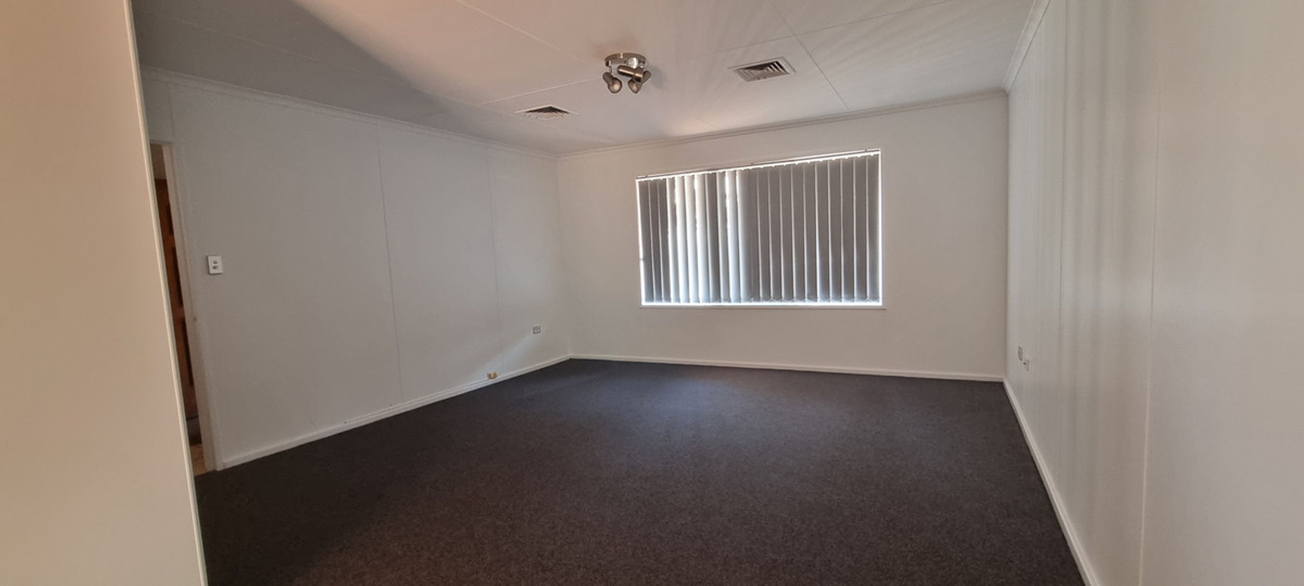 2 Nicholls Place, Newman WA 6753, Newman - Thumbnail 5