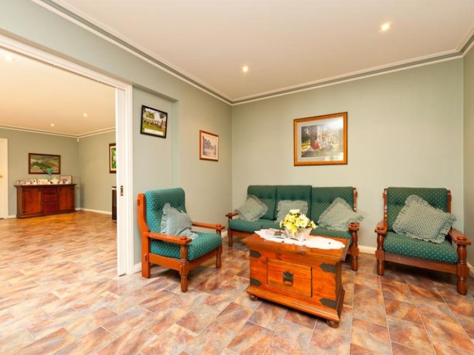 3350 Deakin Avenue, Mildura - Thumbnail 4
