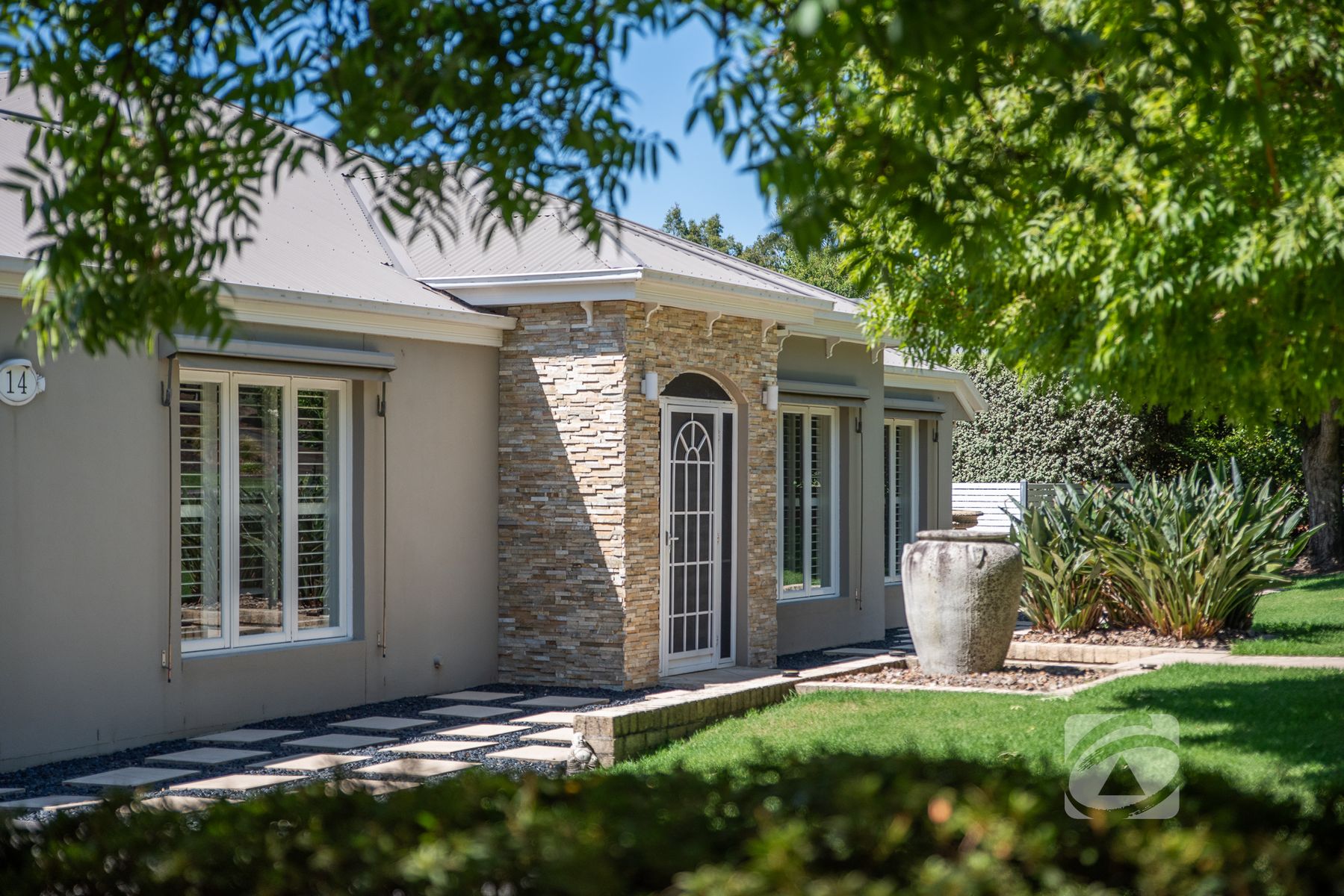14 Valley Drive, Beaconsfield Upper VIC 3808, Beaconsfield Upper - Thumbnail 3