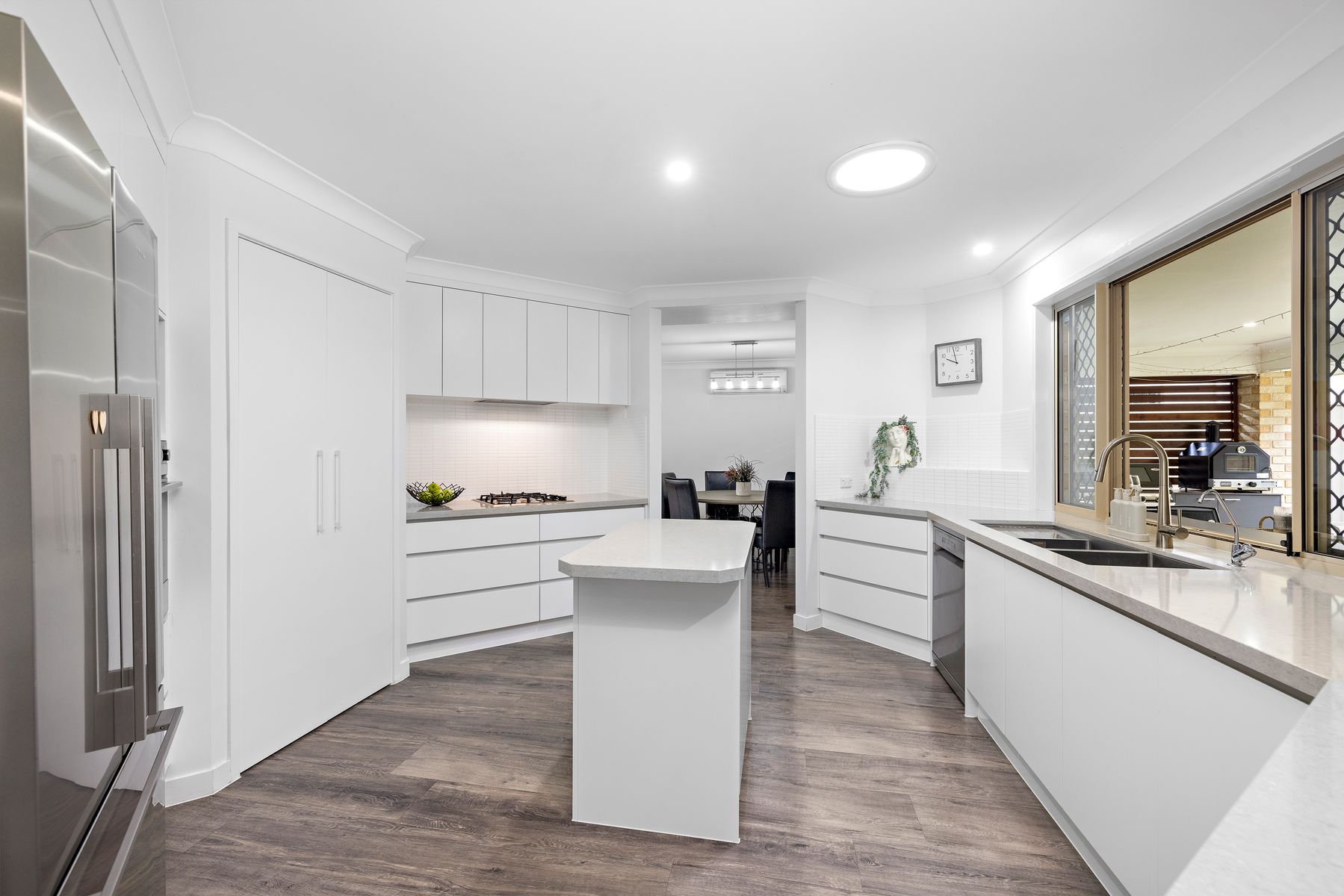 1 Tanya Court, Wellington Point QLD 4160, Wellington Point - Thumbnail 2
