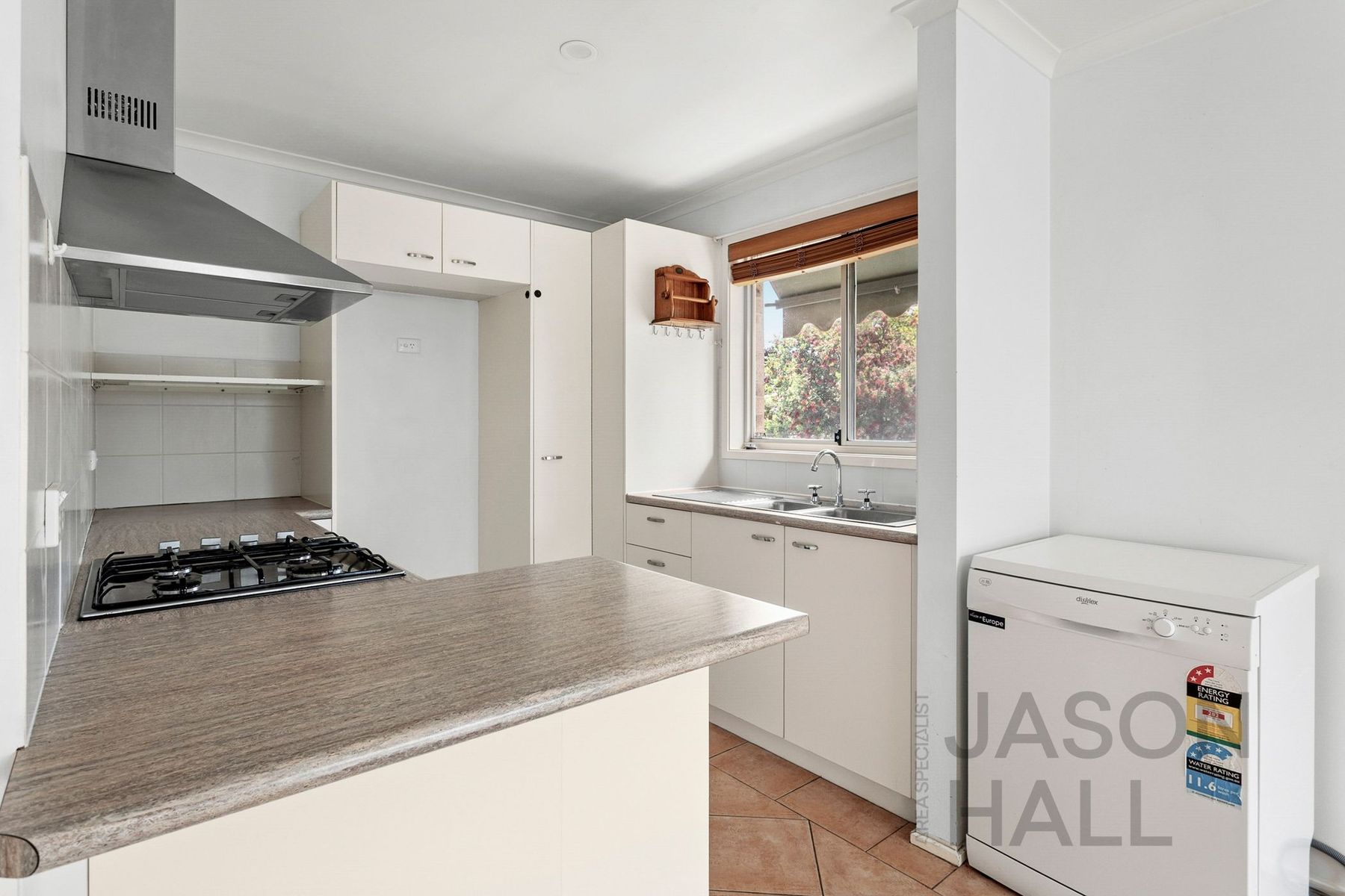 4 Iterra Grove, Ngunnawal, ACT 2913, Ngunnawal - Thumbnail 8