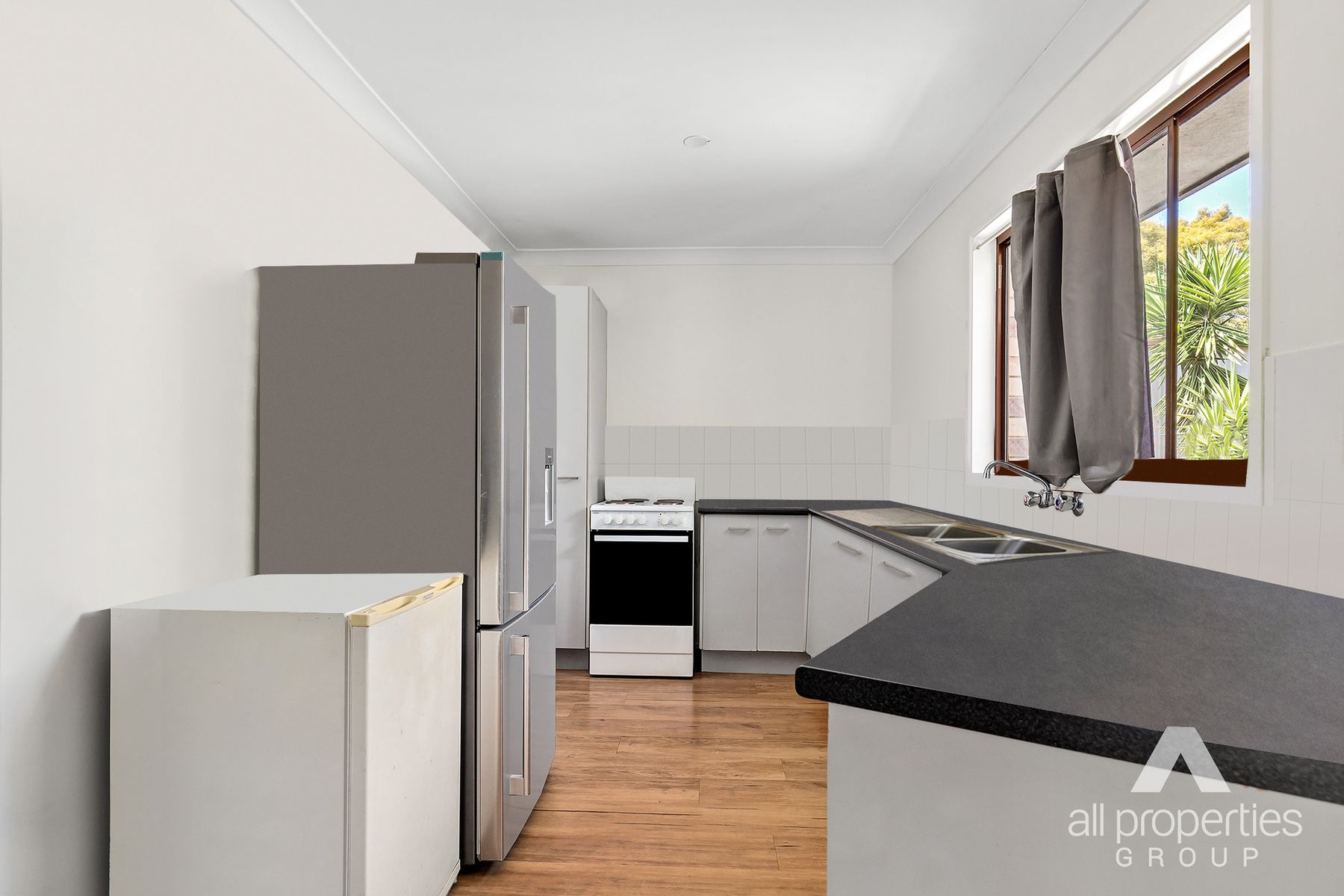 43-47 Queen Street, Jimboomba QLD 4280, Jimboomba - Thumbnail 2