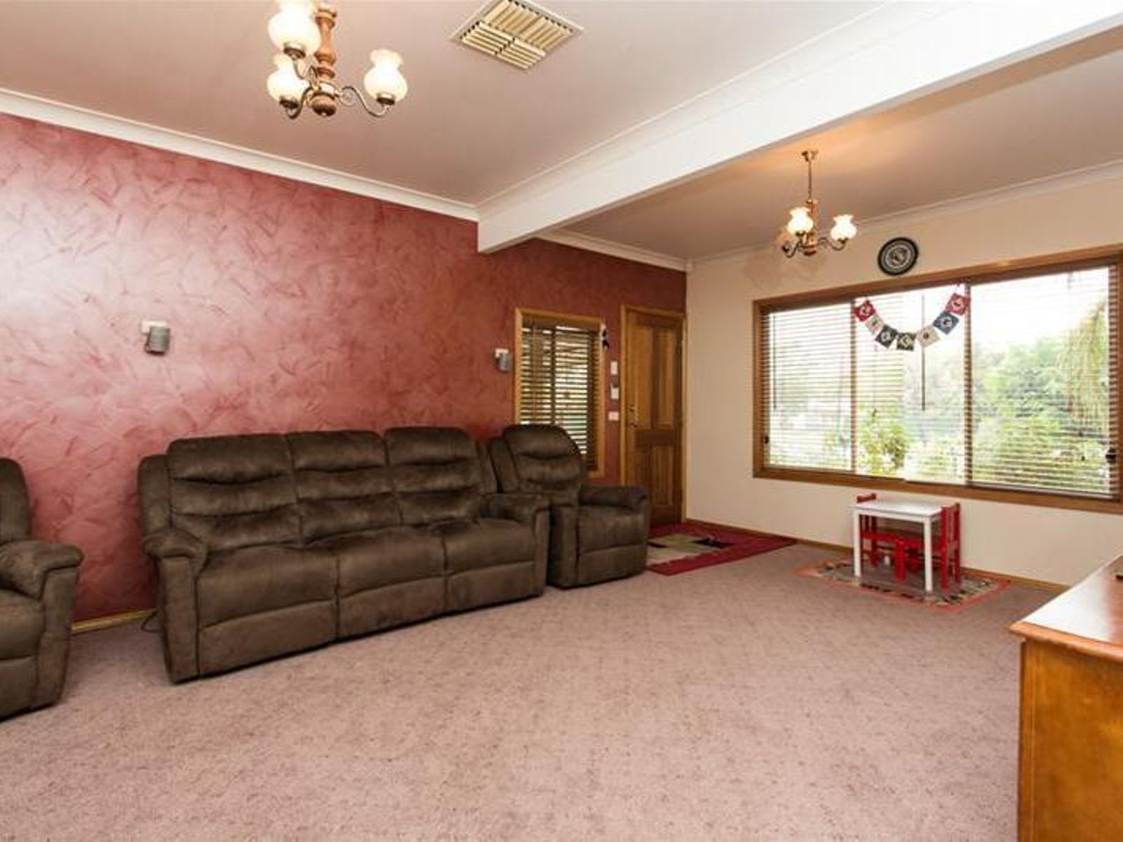 7 Thirteenth Street, Mildura - Thumbnail 2