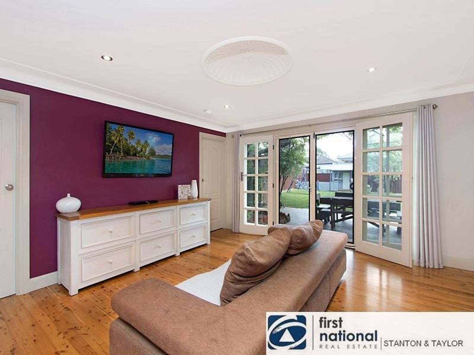 9 PENROSE Crescent, South Penrith - Thumbnail 5