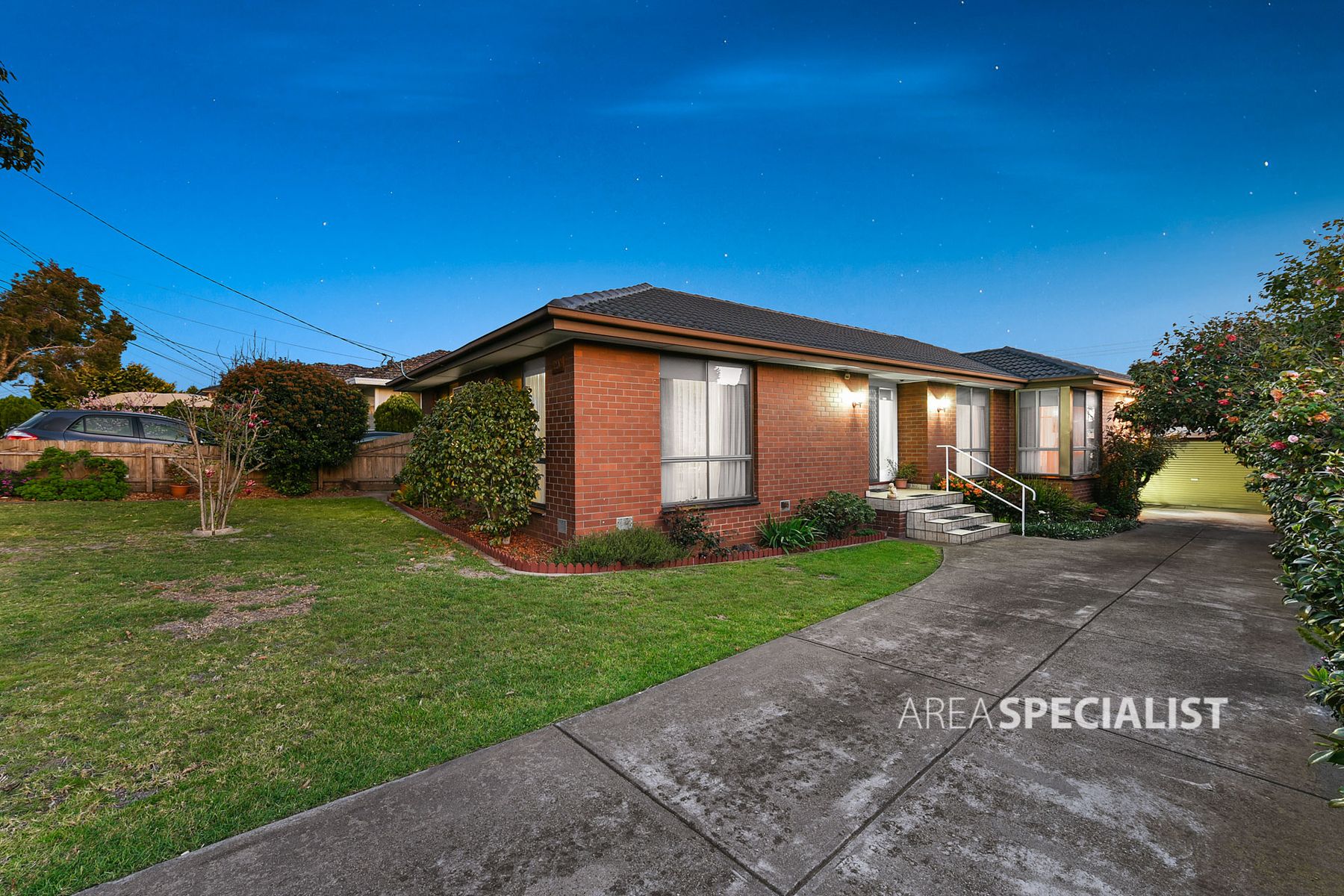 20 Glenthorne Drive, Keysborough, VIC 3173, Keysborough - Thumbnail 2
