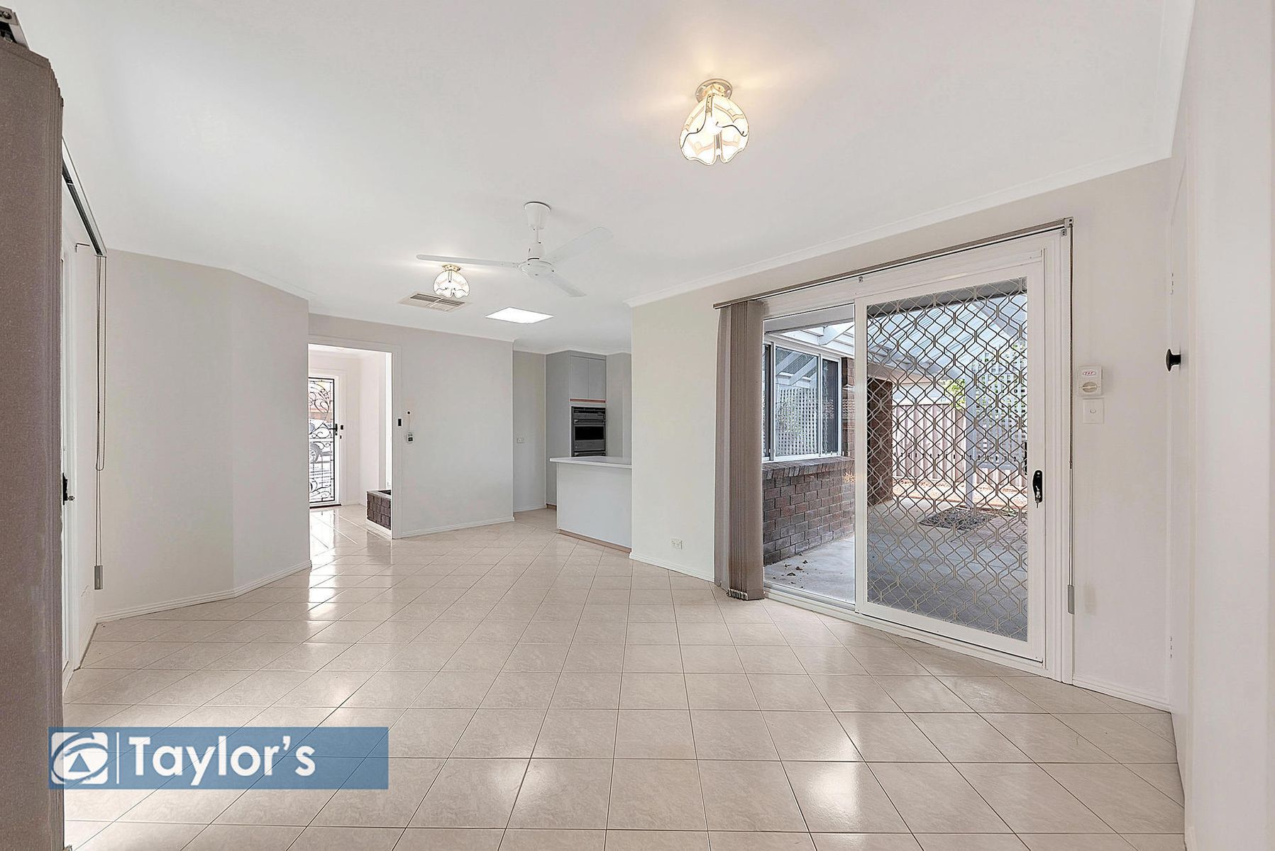 14 Birch Grove, Craigmore SA 5114, Craigmore - Thumbnail 7