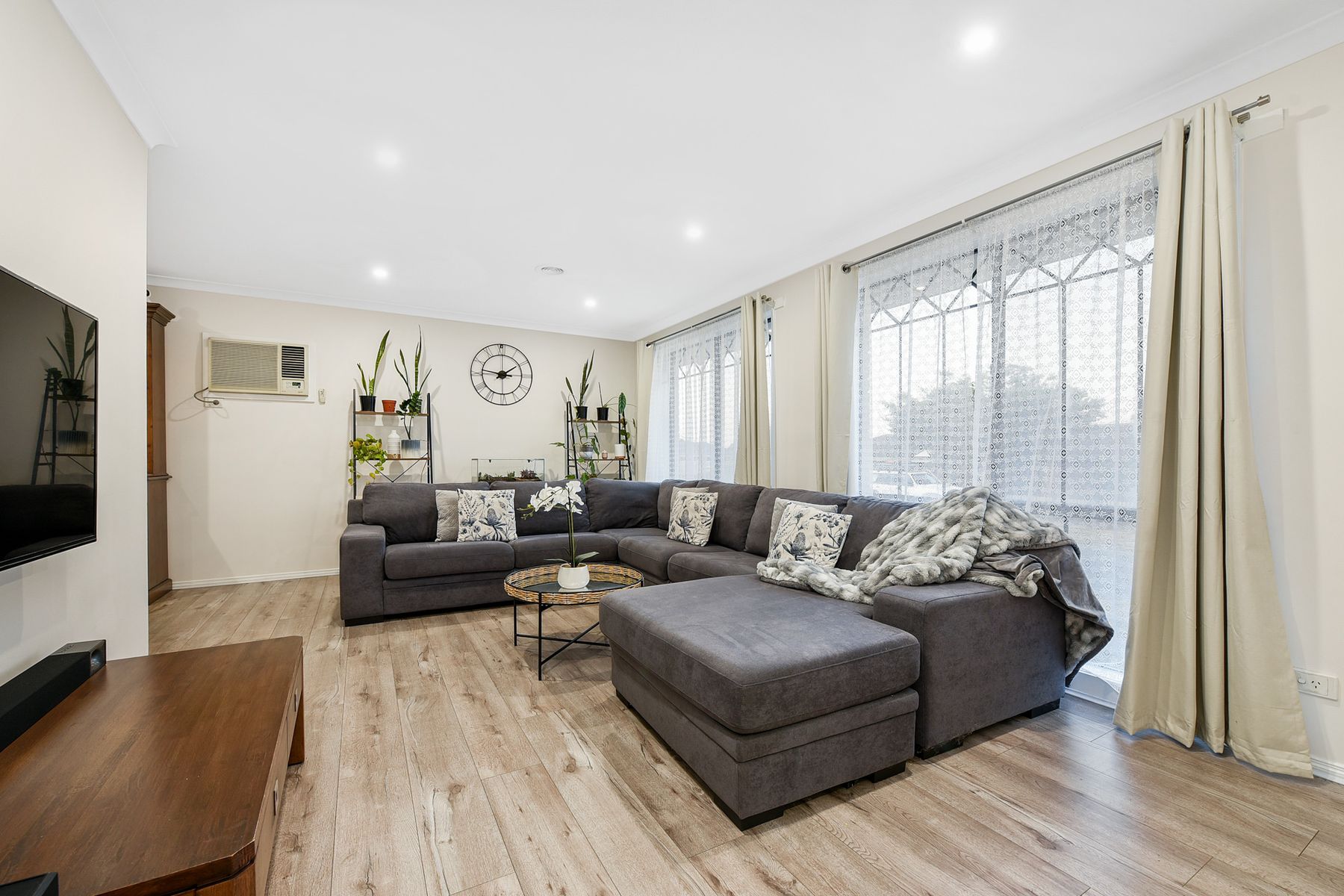 37 Annaliese Street, CHISHOLM, Chisholm - Thumbnail 4