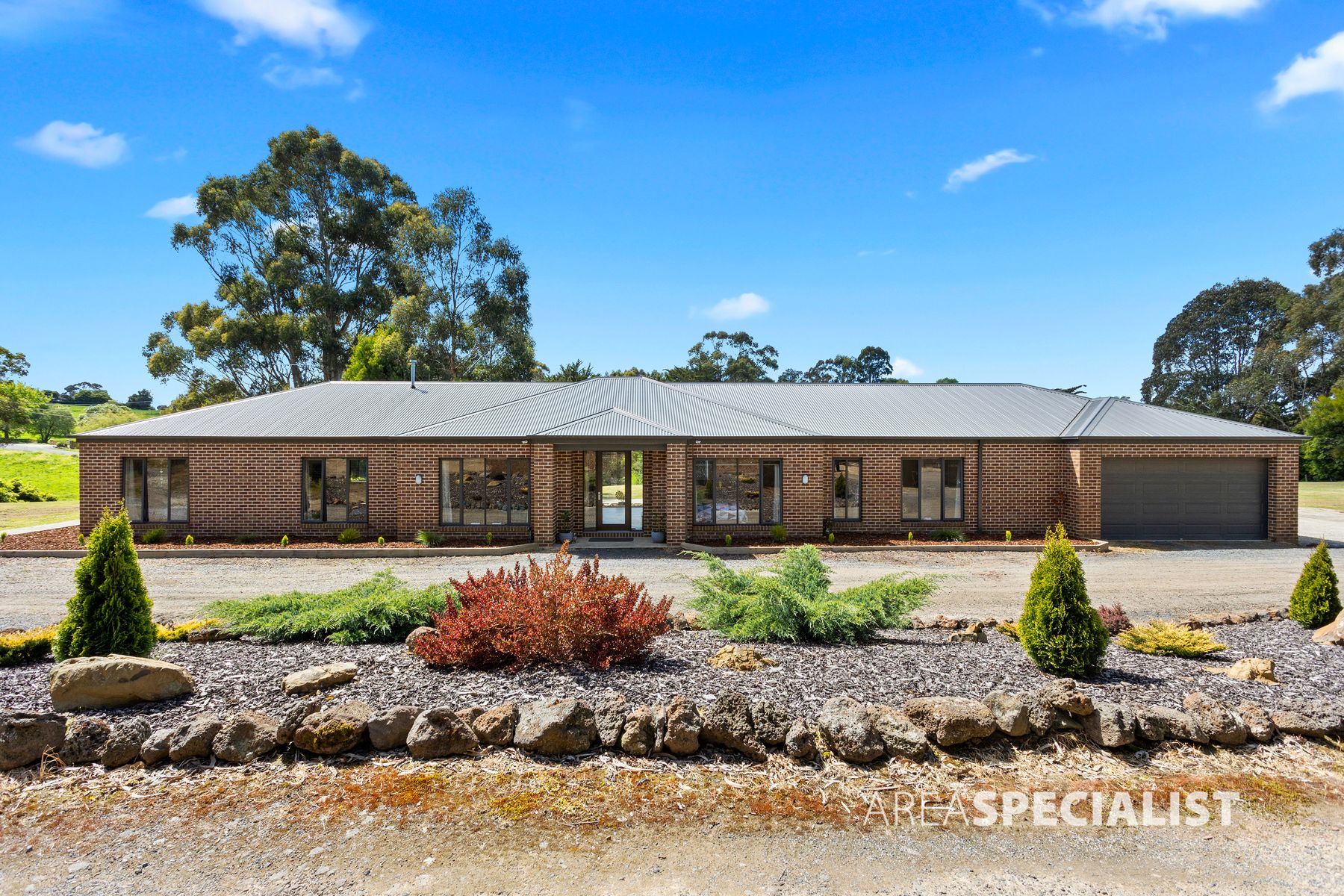 11 Ayrlie Park Crescent, Korumburra, VIC 3950, Korumburra - Thumbnail 2