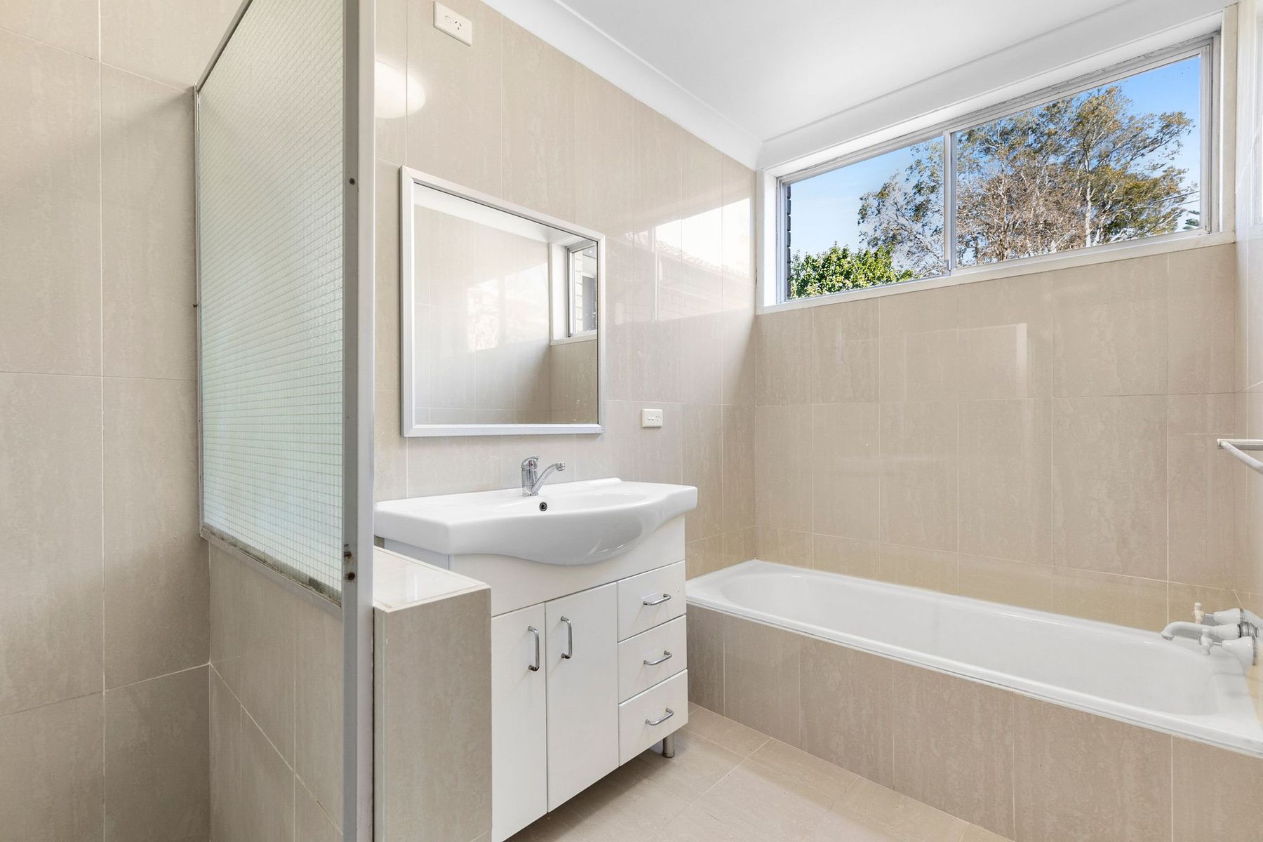 5 Walkom Avenue, Forestville NSW 2087, Forestville - Thumbnail 8