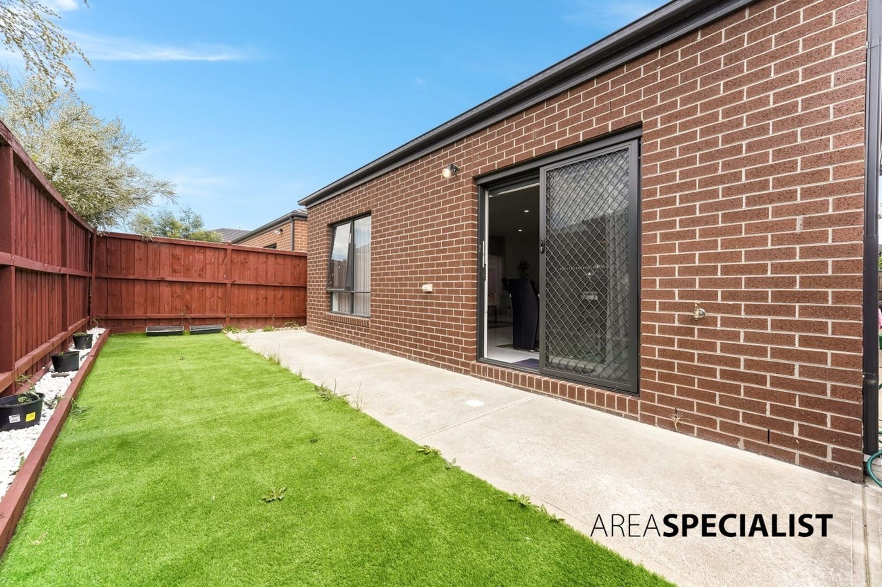 40 Bernardins Street, Clyde North, VIC 3978, Clyde North - Thumbnail 8