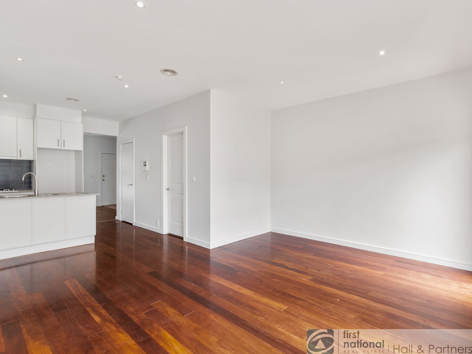 6/32 Stud Road, Dandenong VIC 3175, Dandenong - Thumbnail 3