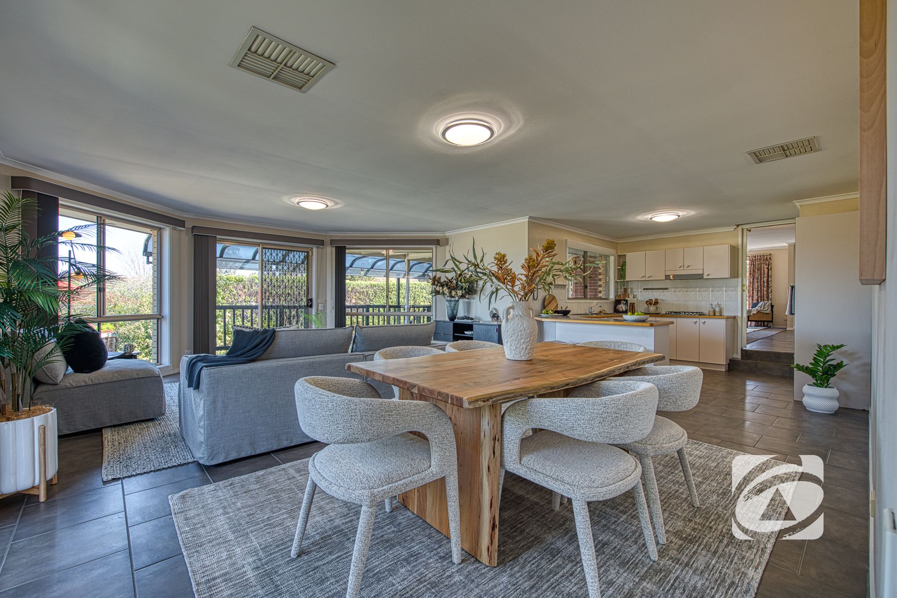 24 Earlsfield Drive, Berwick VIC 3806, Berwick - Thumbnail 7