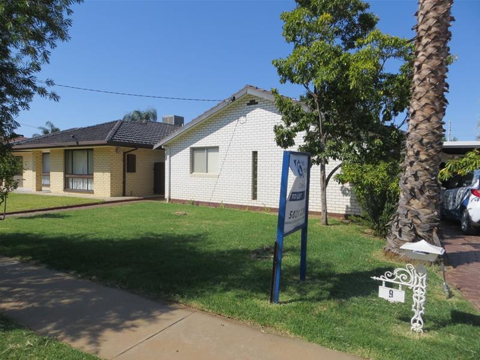 9 Euneva Drive