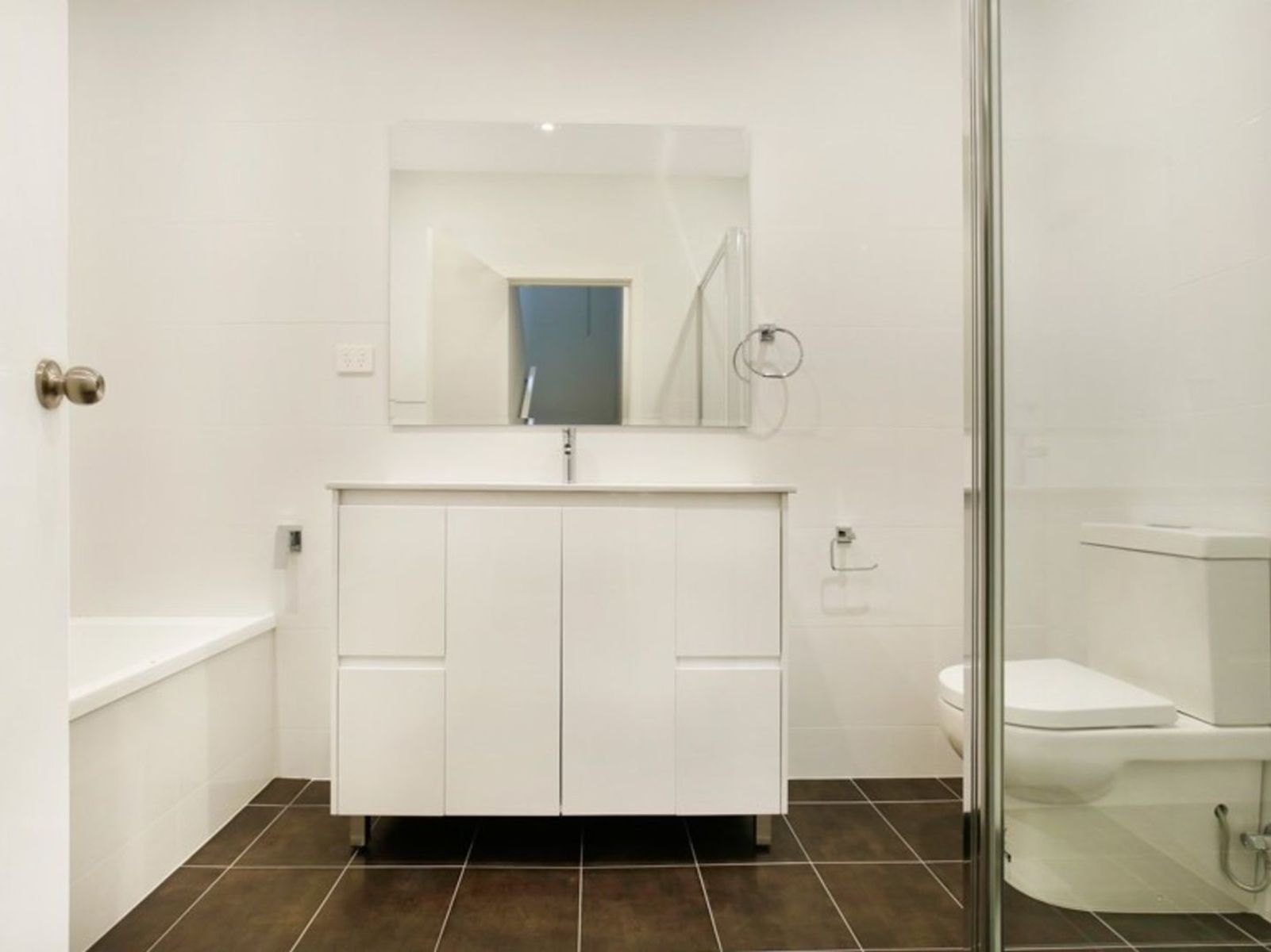 1/3 Vermont Road, Warrawong NSW 2502, Warrawong - Thumbnail 5