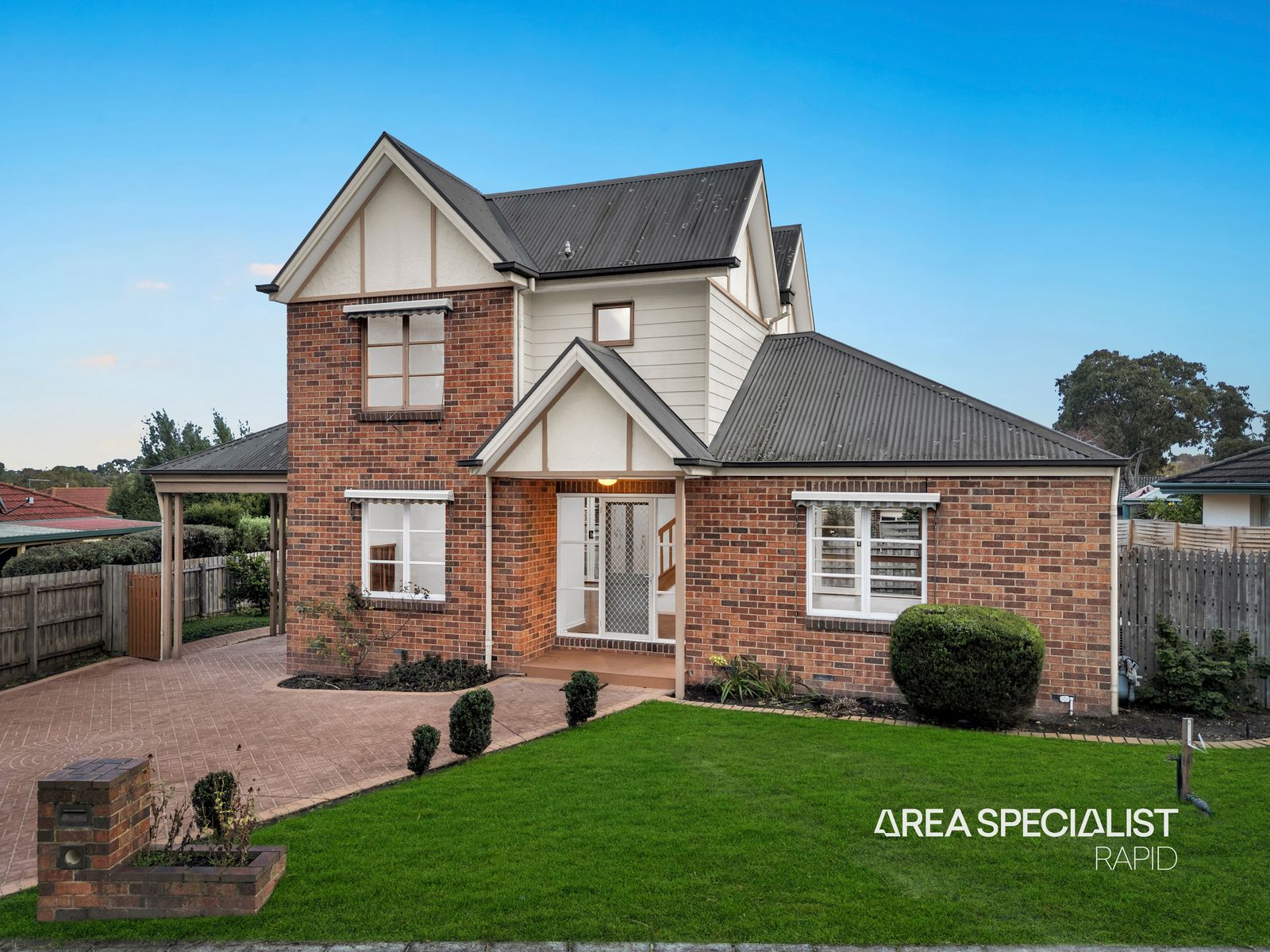 2 Henry Lawson Drive, Lynbrook, Lynbrook - Thumbnail 2