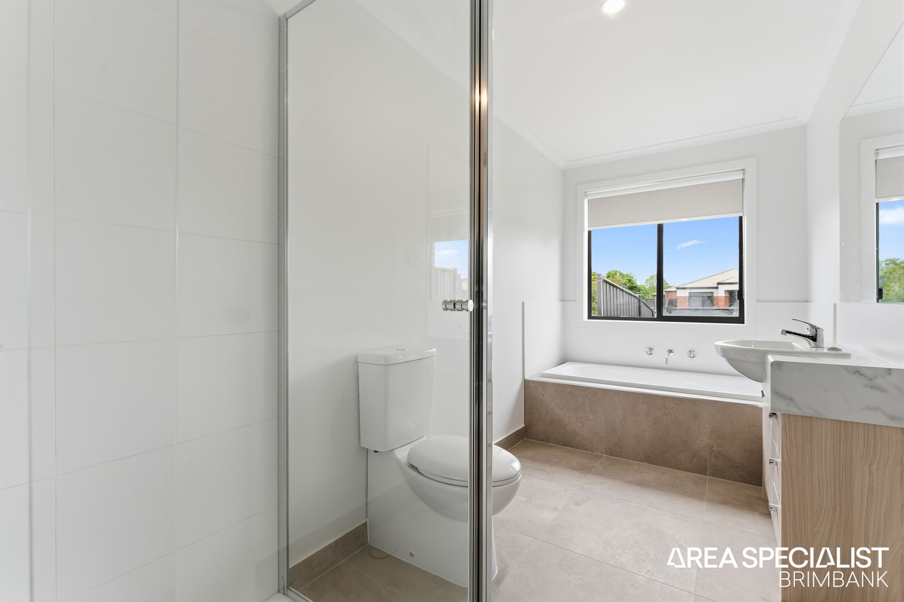 19 Edmondshaw Drive, Deer Park, VIC 3023, Deer Park - Thumbnail 5