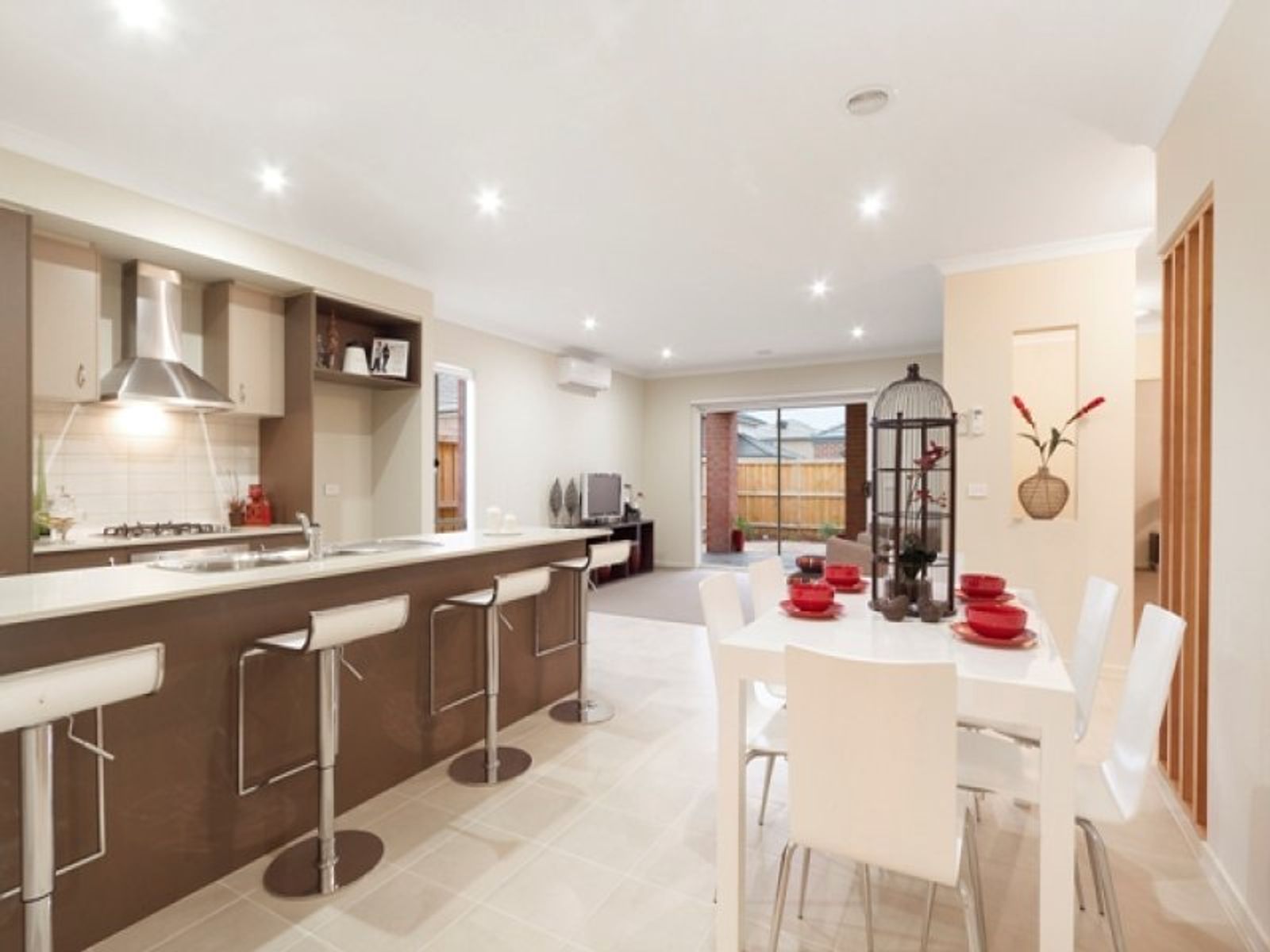 93 Clarendon Drive, Keysborough, VIC 3173, Keysborough - Thumbnail 3