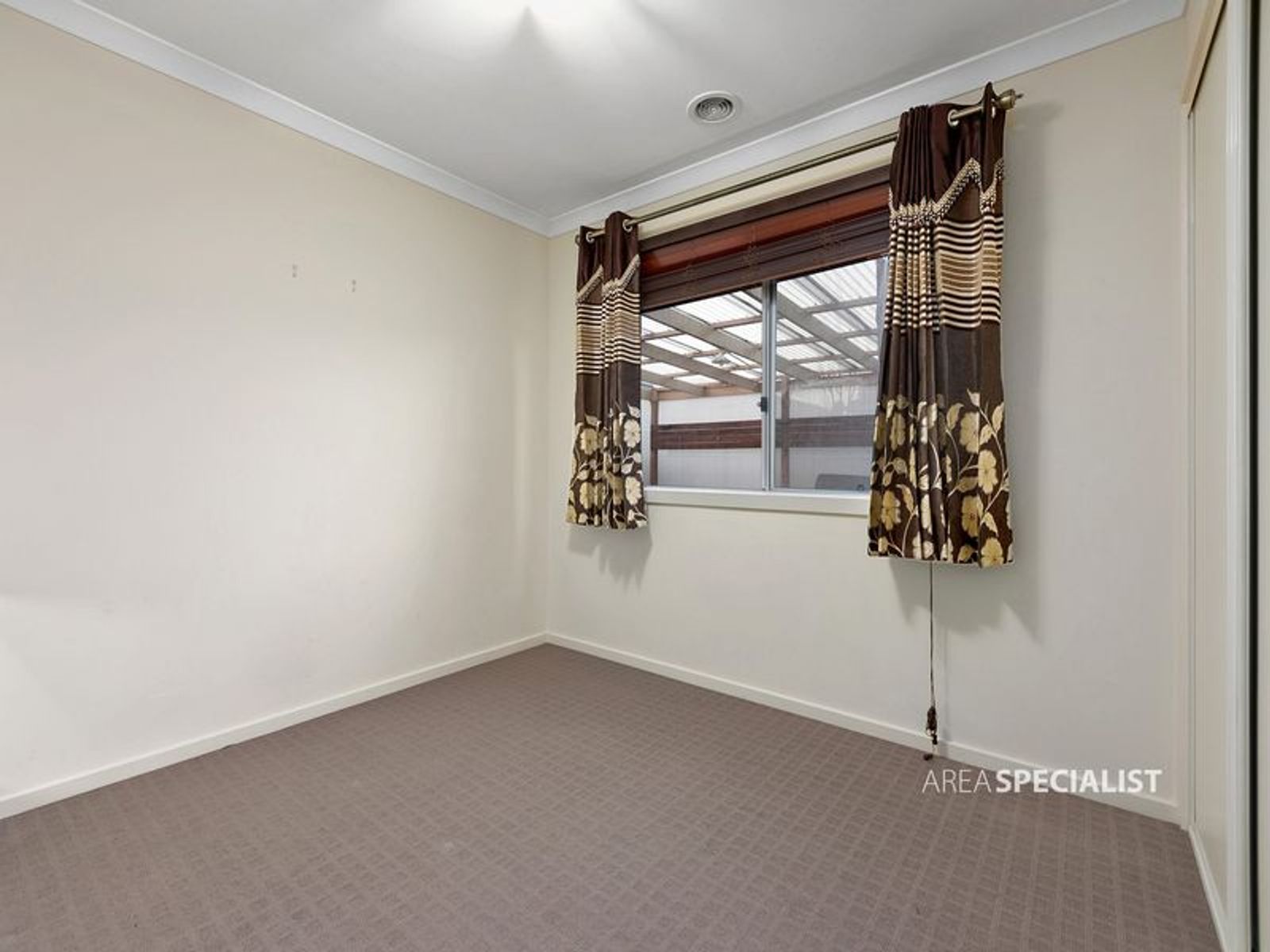 49 Karabair Street, Clyde North, VIC 3978, Clyde North - Thumbnail 7