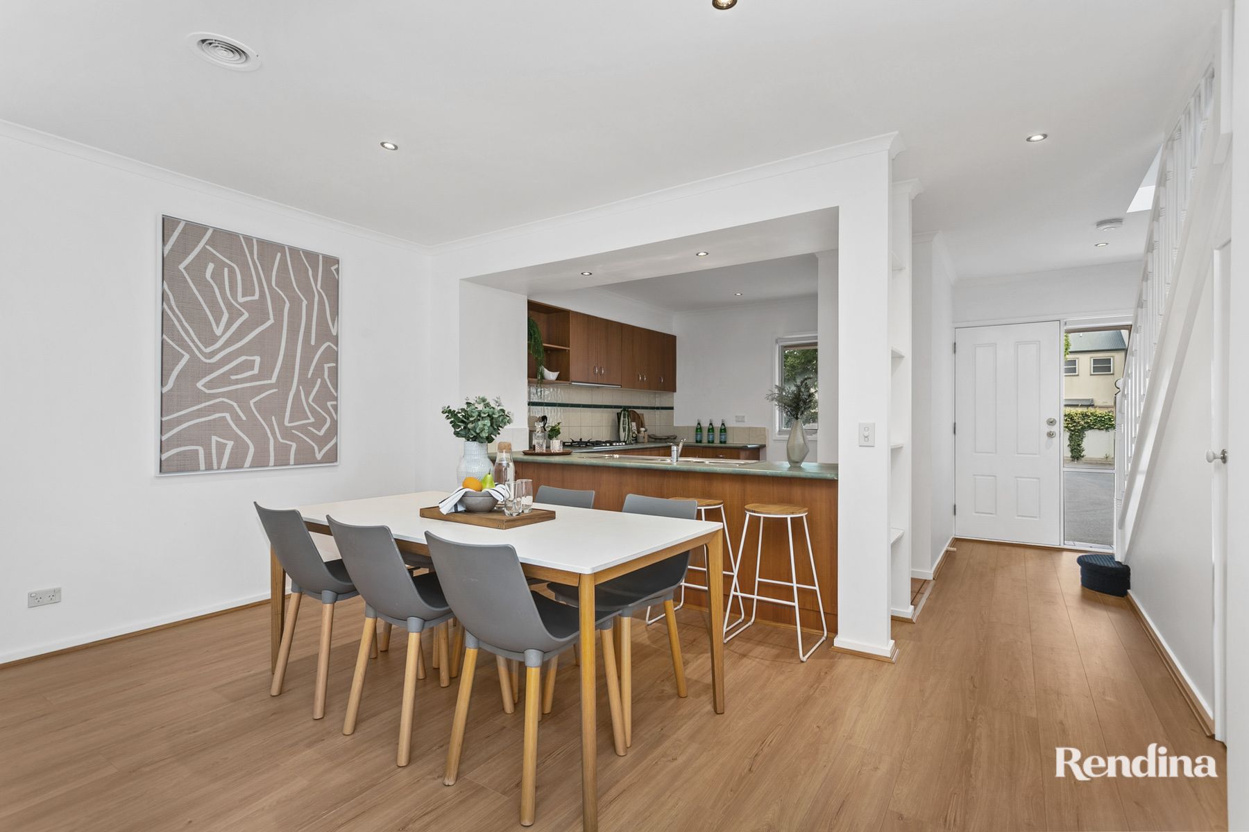 8 Matthews Mews, Kensington - Thumbnail 4