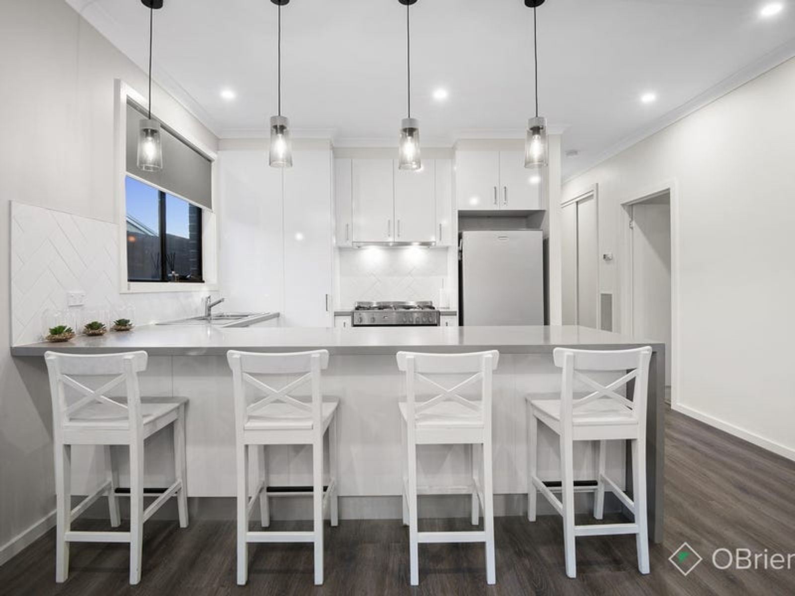 20A Kennington Park Drive, Endeavour Hills, VIC 3802, Endeavour Hills - Thumbnail 2