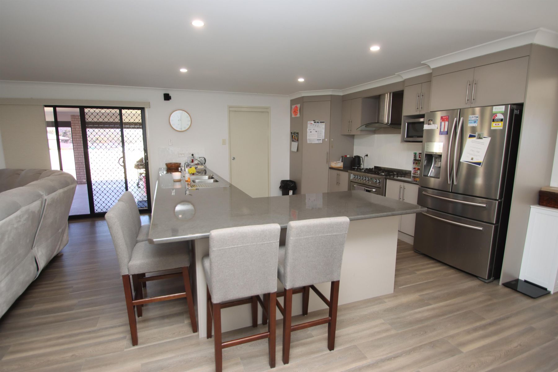 16 Parkes Drive, Tenterfield NSW 2372, Tenterfield - Thumbnail 3