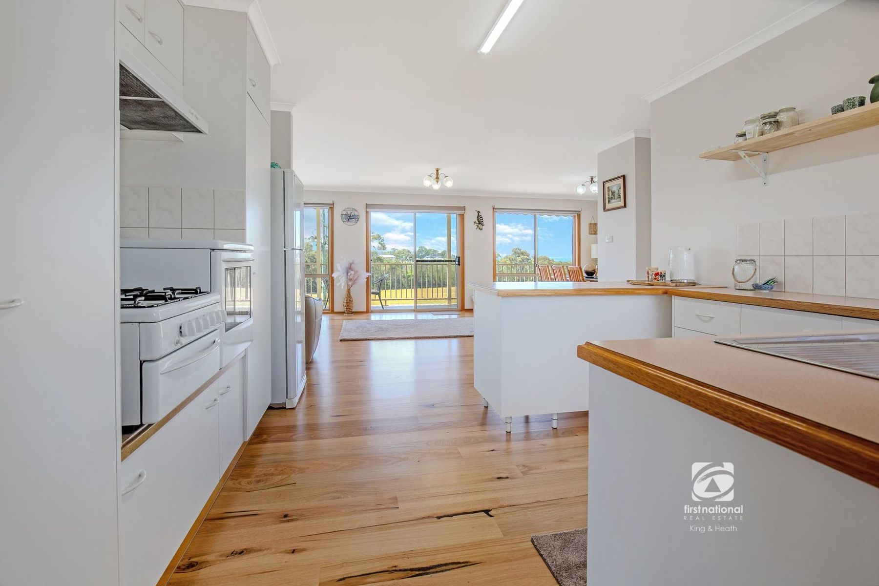 1068 Paynesville Road, Eagle Point VIC 3878, Eagle Point - Thumbnail 6