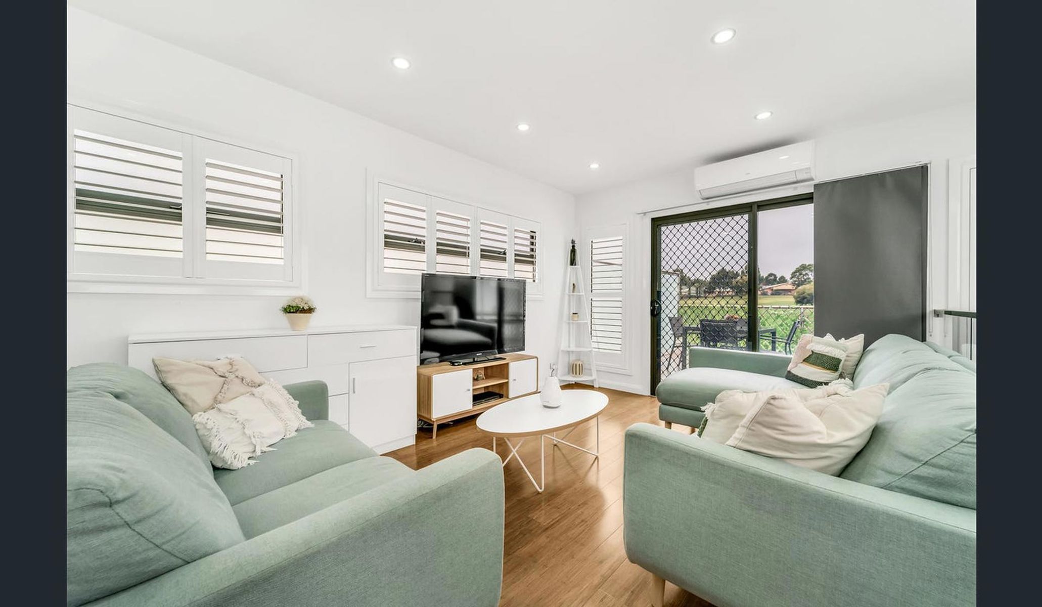 27 Melaleuca Drive, Meadow Heights VIC 3048, Meadow Heights - Thumbnail 3