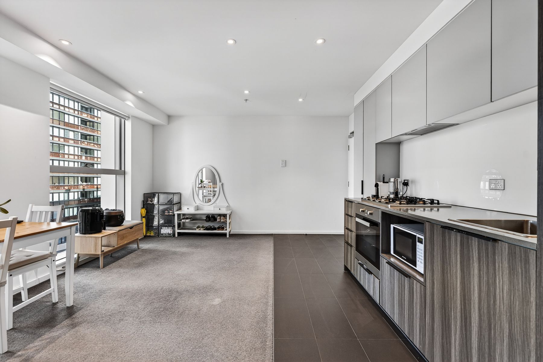 810E/878 Collins Street, Docklands, Docklands - Thumbnail 4