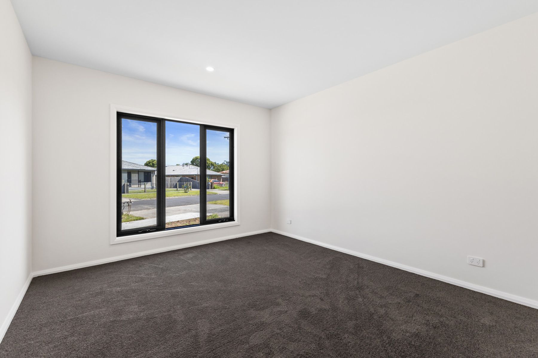 1/11 Hawker Street, Moe VIC 3825, Moe - Thumbnail 7