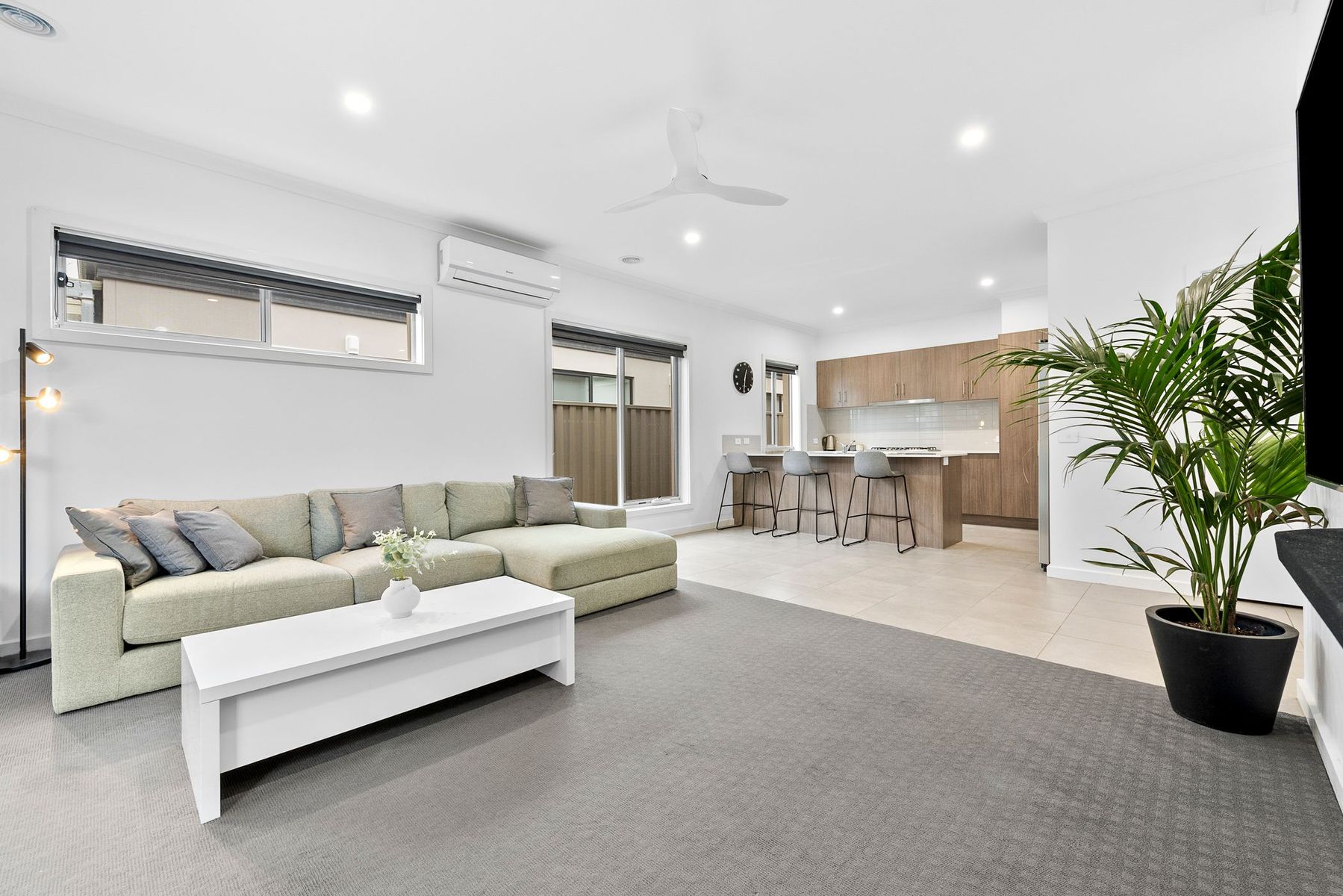 10A Godfrey Avenue, Cranbourne East, VIC 3977, Cranbourne East - Thumbnail 2