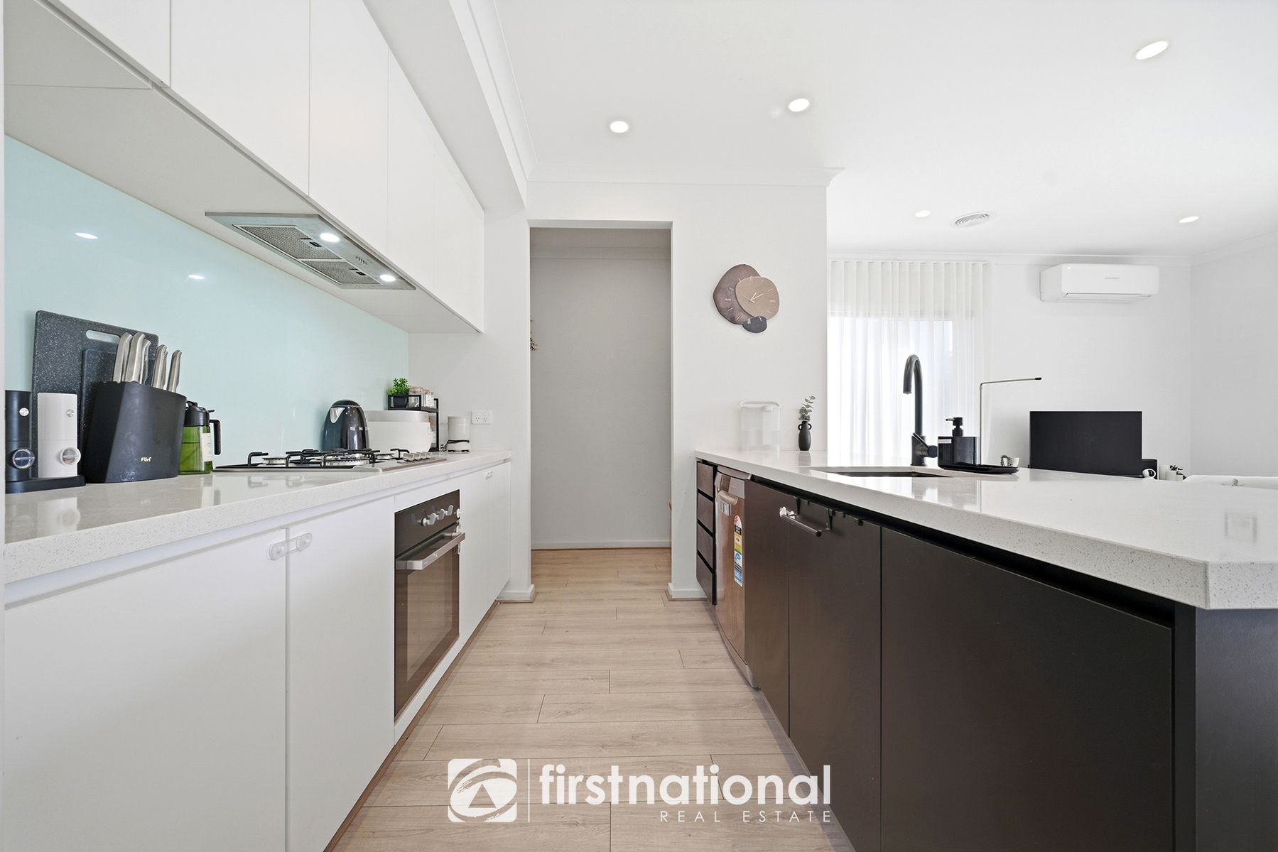 9 Yoho Road, Clyde VIC 3978, Clyde - Thumbnail 8