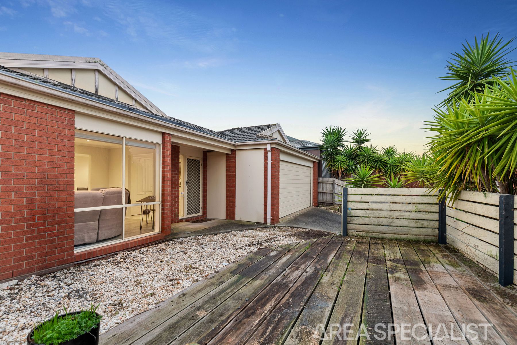 58 Laurel Crescent, Carrum Downs, Carrum Downs - Thumbnail 2