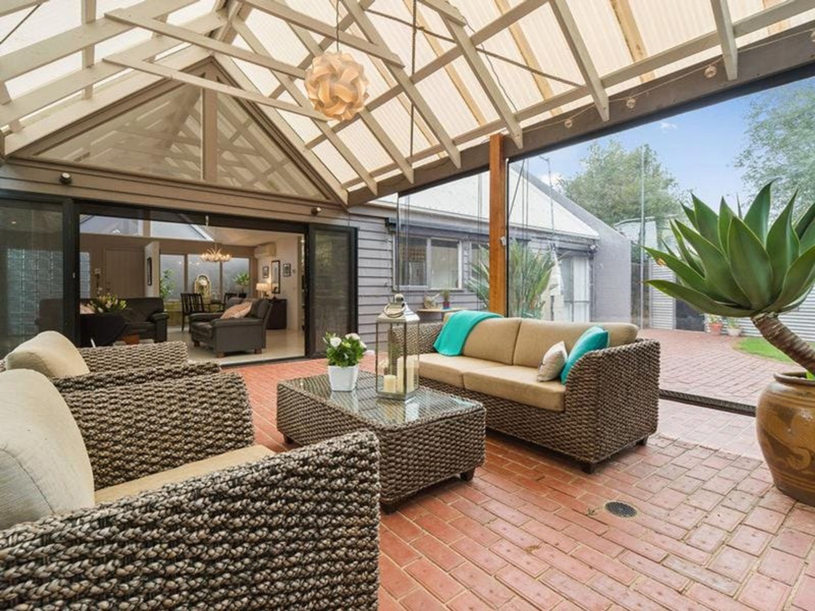 3 Boronia Court, Mount Martha, VIC 3934, Mount Martha - Thumbnail 2