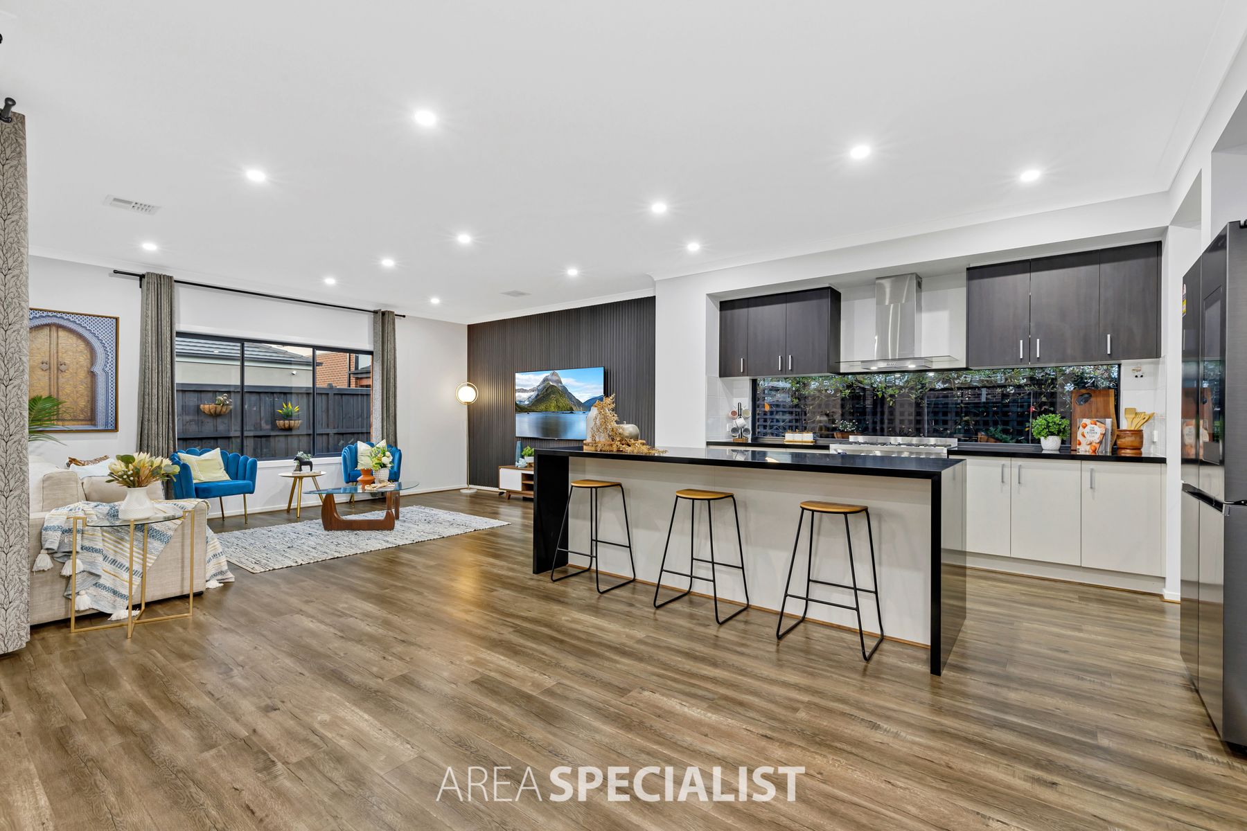 52 Seahawk Crescent, Clyde North, VIC 3978, Clyde North - Thumbnail 5