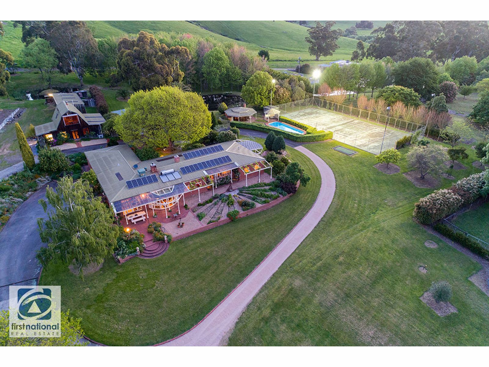 72 Yarragon South Road, Yarragon, VIC 3823, Yarragon - Thumbnail 3