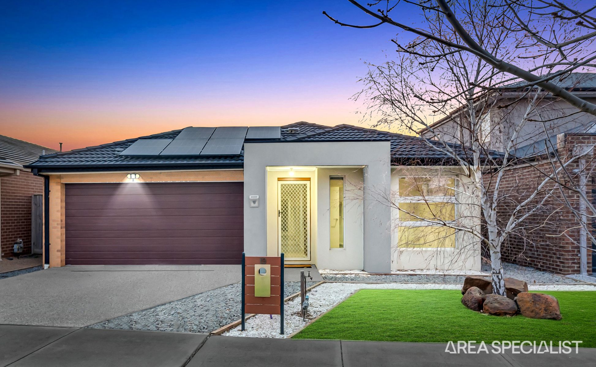 19 Shipwright Parade, Werribee, VIC 3030, Werribee - Thumbnail 2
