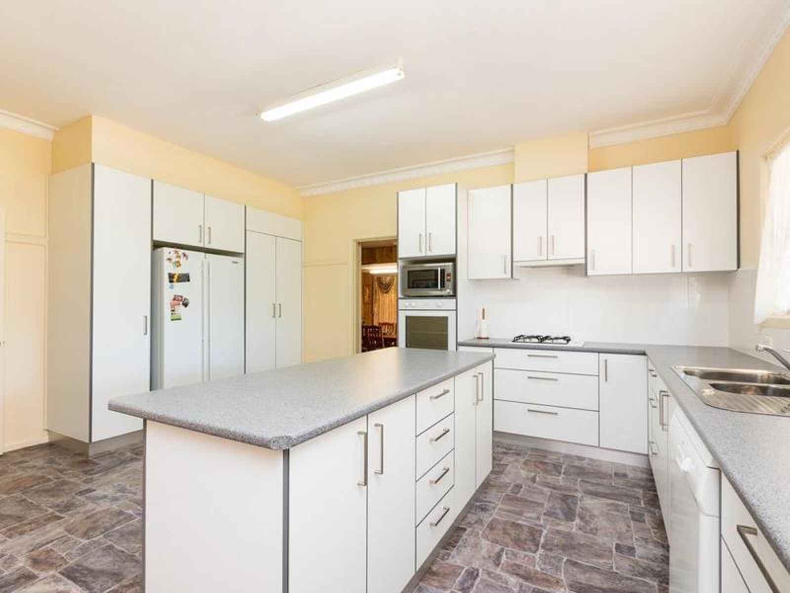 8 Victoria Court, Mildura - Thumbnail 5