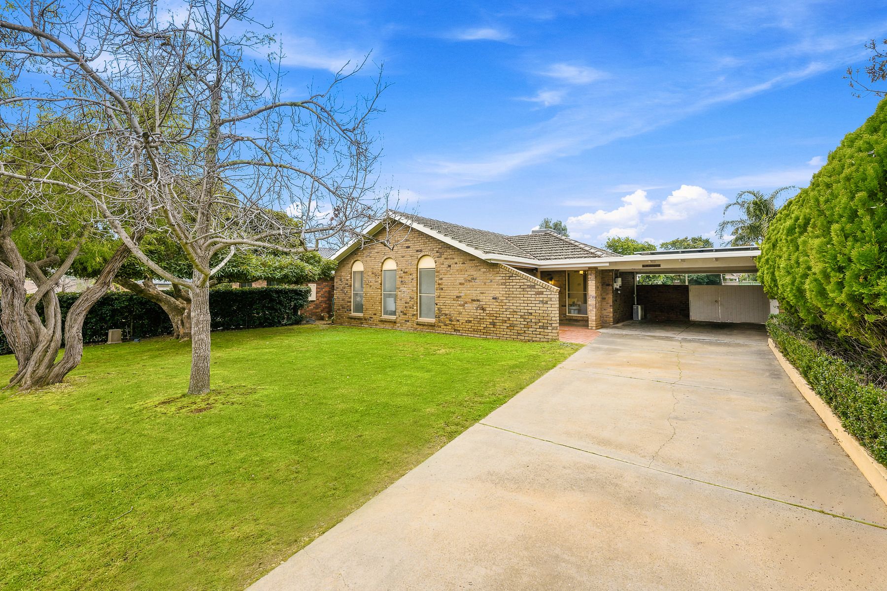 11 Amaroo Crescent, STRATHDALE VIC 3550 - Image 1
