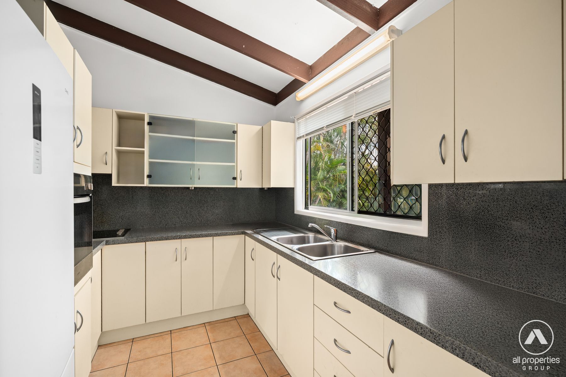 14 Corsloot Street, Regents Park QLD 4118, Regents Park - Thumbnail 6