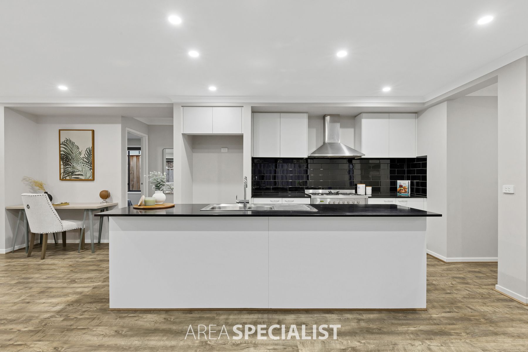 67 Corymbia Promenade, Pakenham, VIC 3810, Pakenham - Thumbnail 6