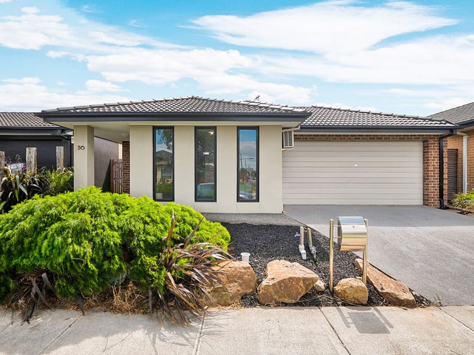 30 Joanne Way, Officer, VIC 3809, Officer - Thumbnail 2